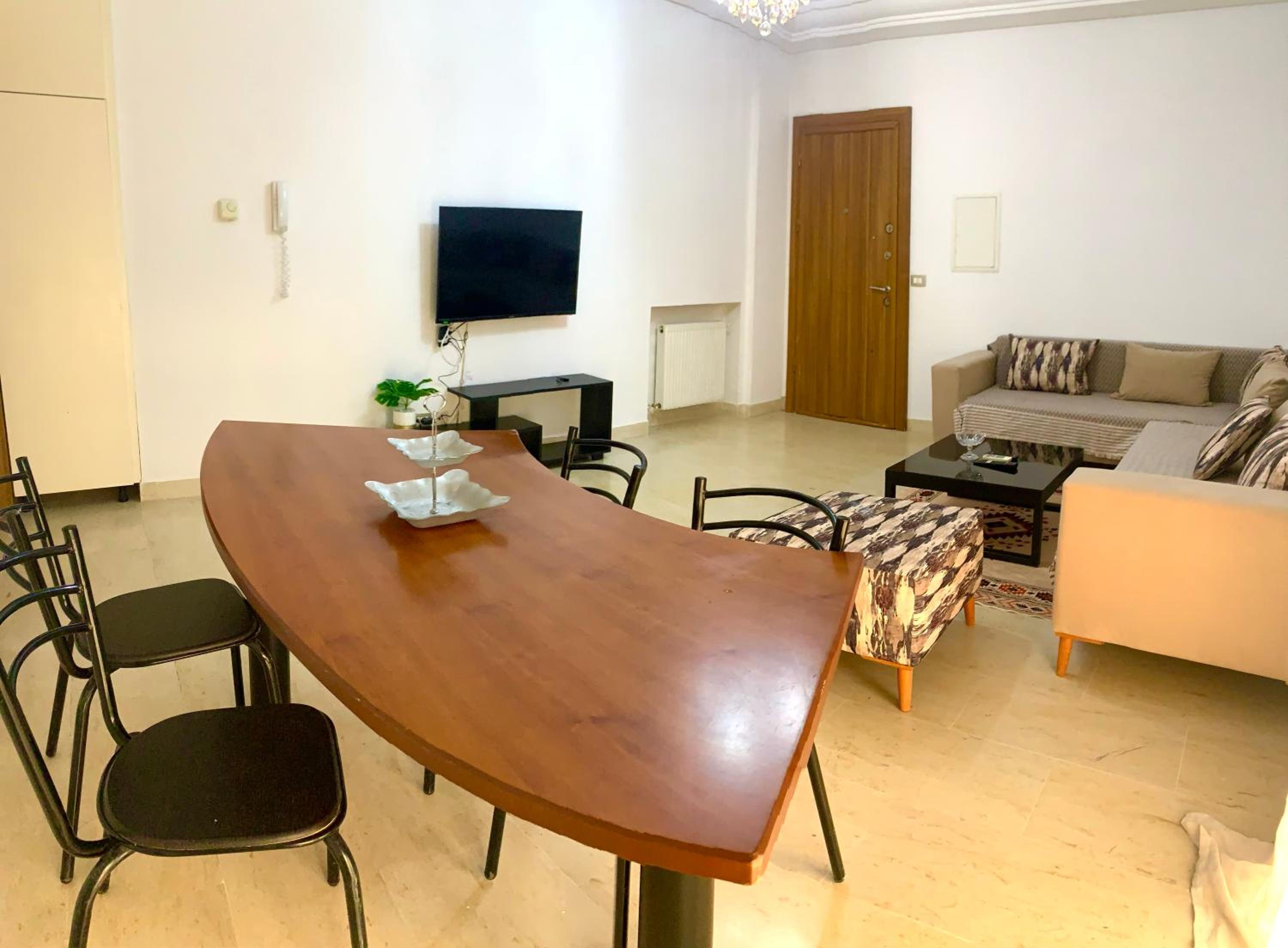 Elegant S2 apartment near carrefour view 2
