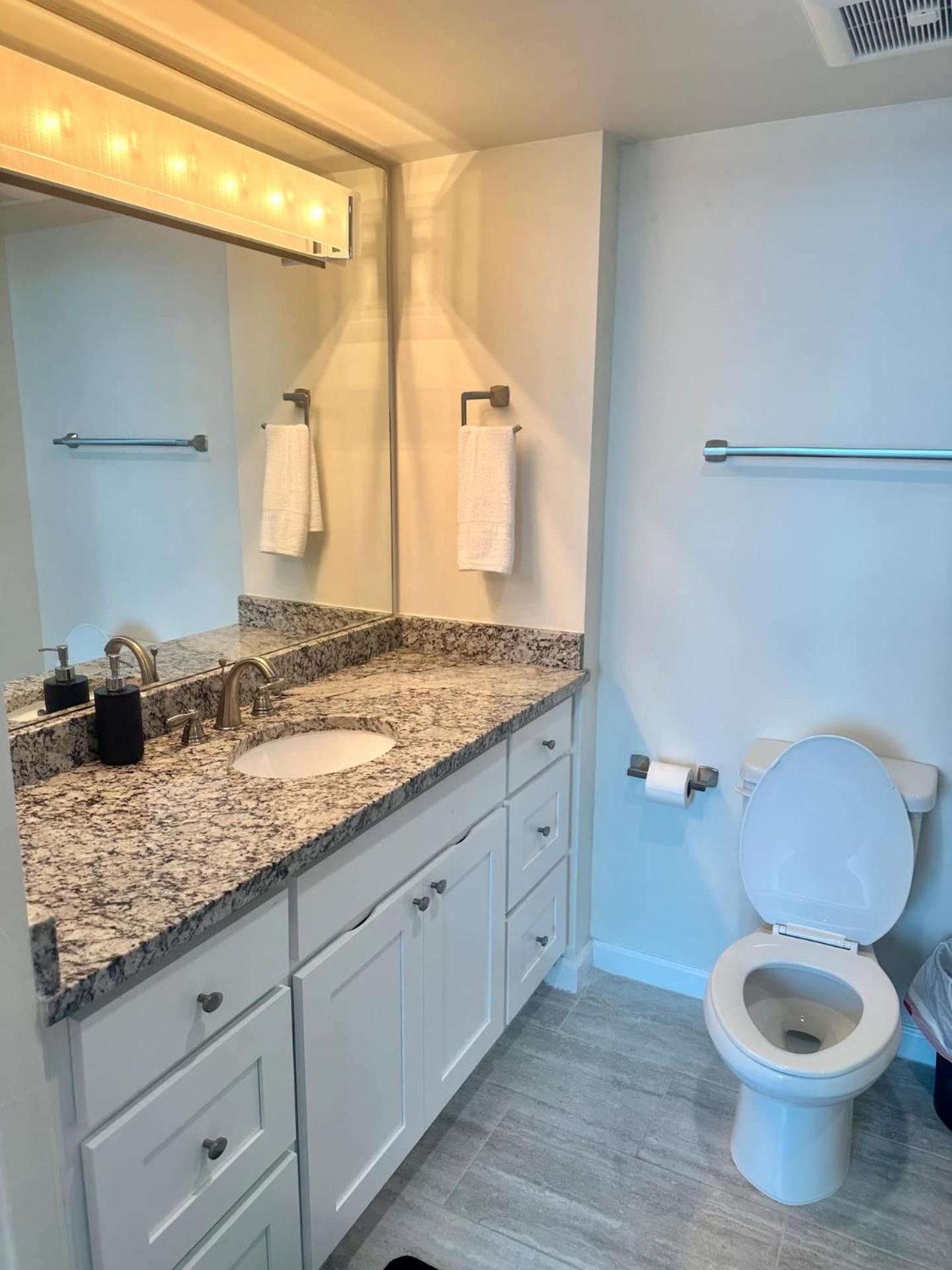 Fort Myers Vacations - Luxe Penthouse Waterfront Loft - Property Image 13