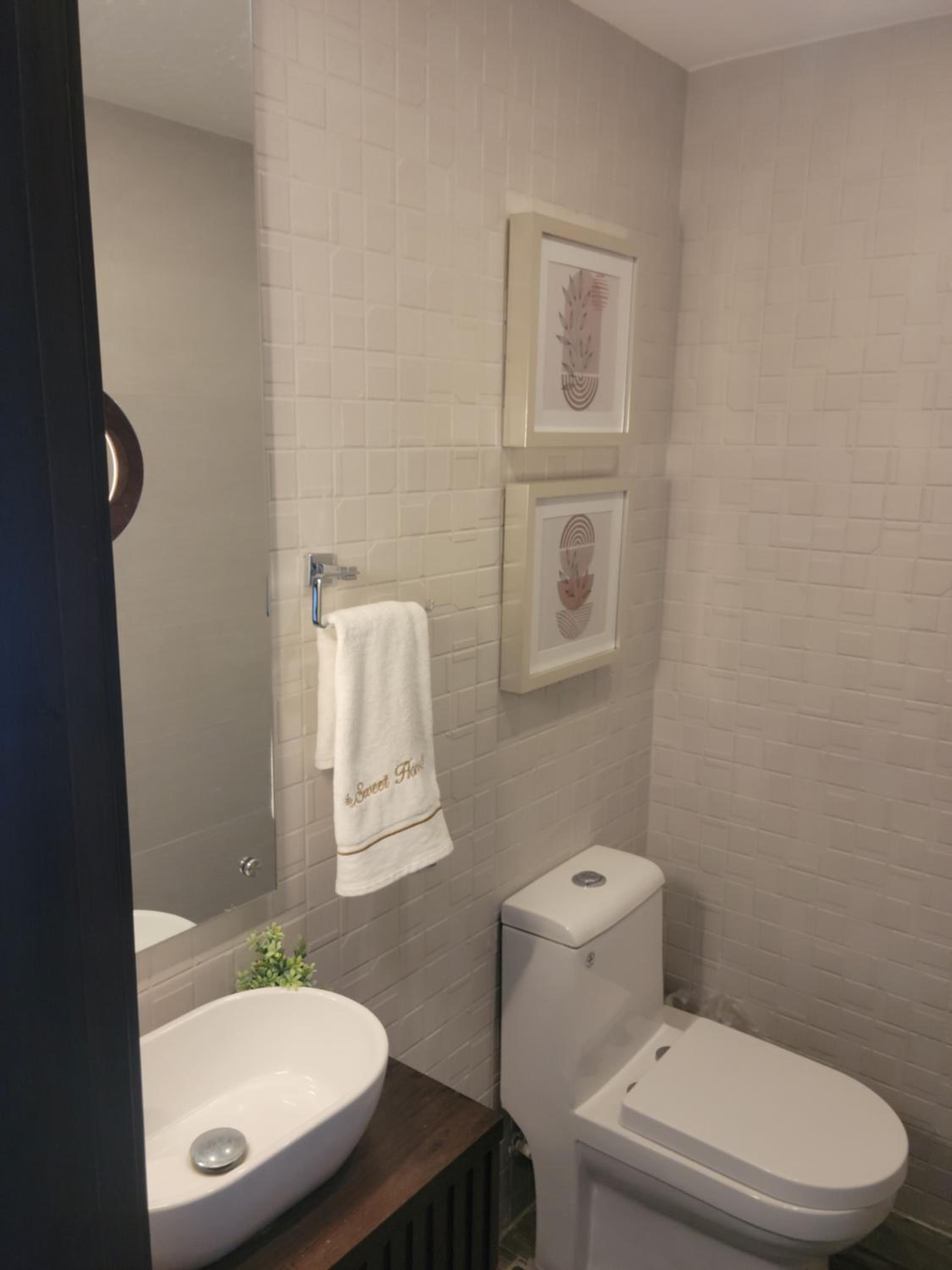 Luxury Apartment Downtown