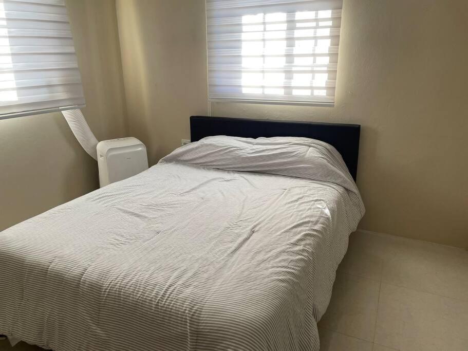 Turgotts Place Full Apartment Booking view 4