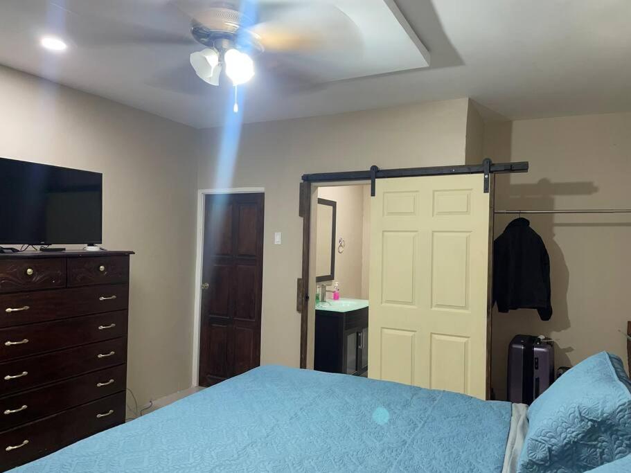 Turgotts Place Full Apartment Booking view 5