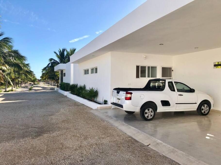 4BR Beach House Uaymitun Yucatan