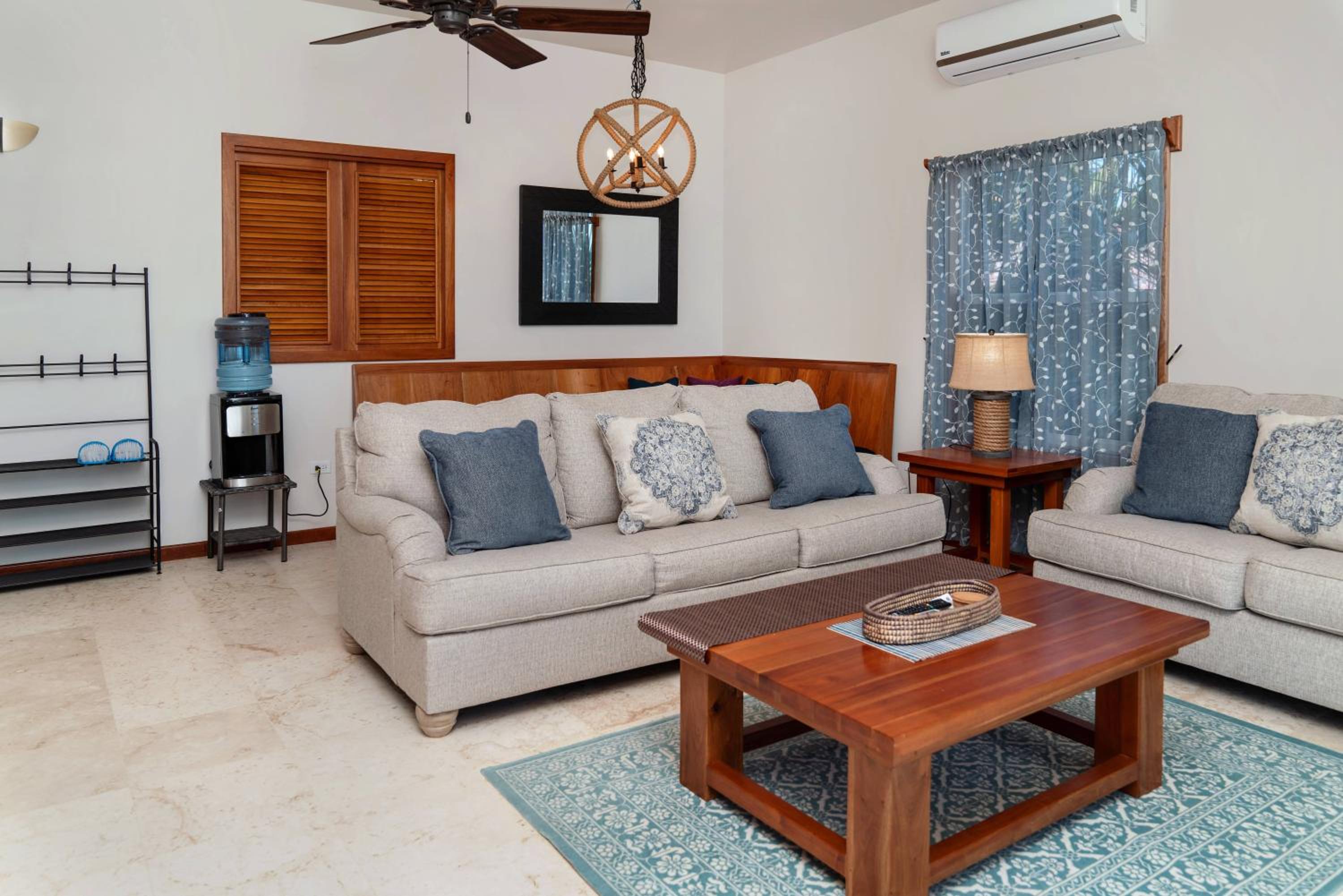 Residences at Barrier Reef 10-1B Oceanfront 2 BR by Stay Floreo