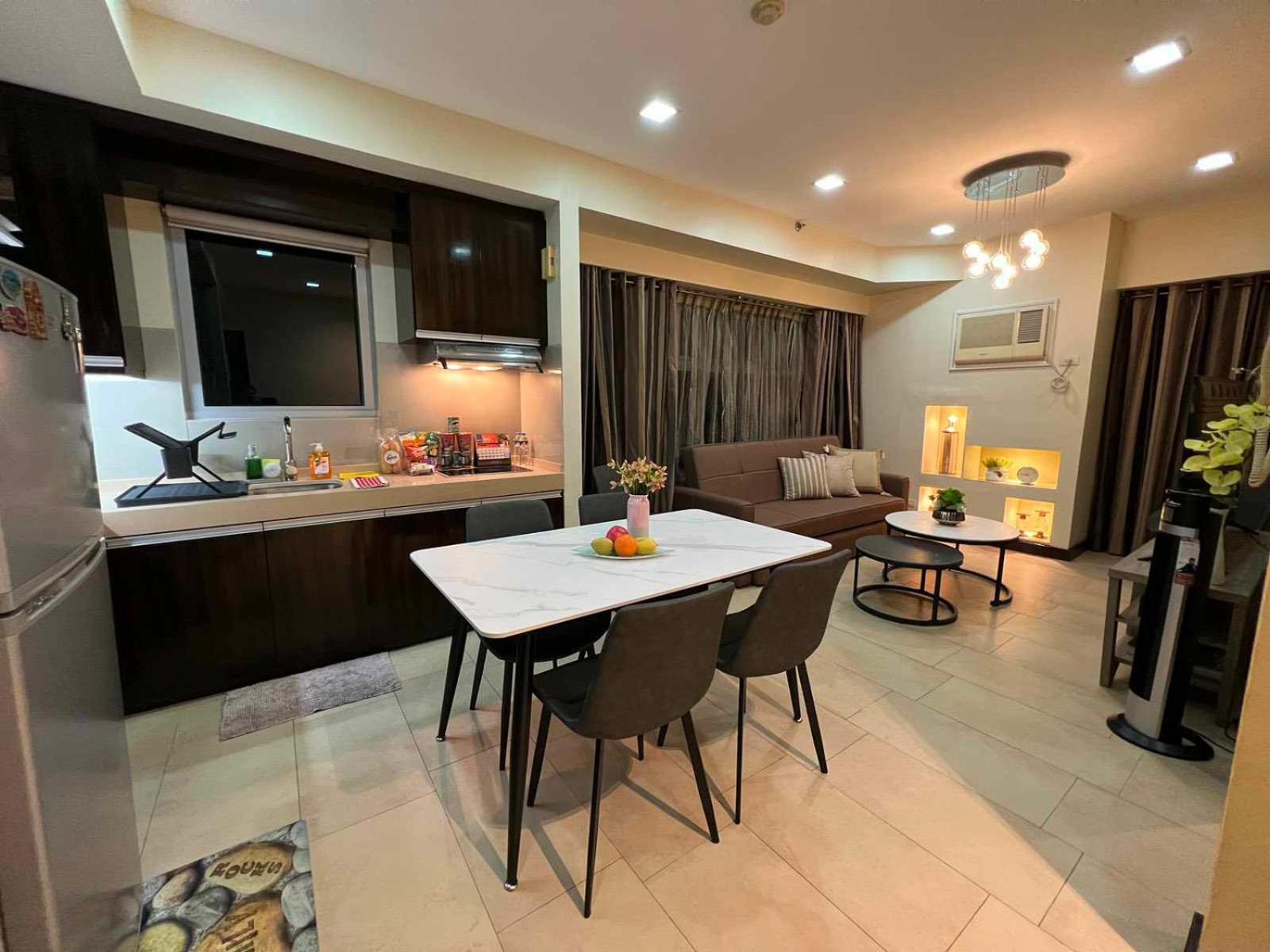 Tripleview Two Adriatico Place one bedroom facing manila bay view 3