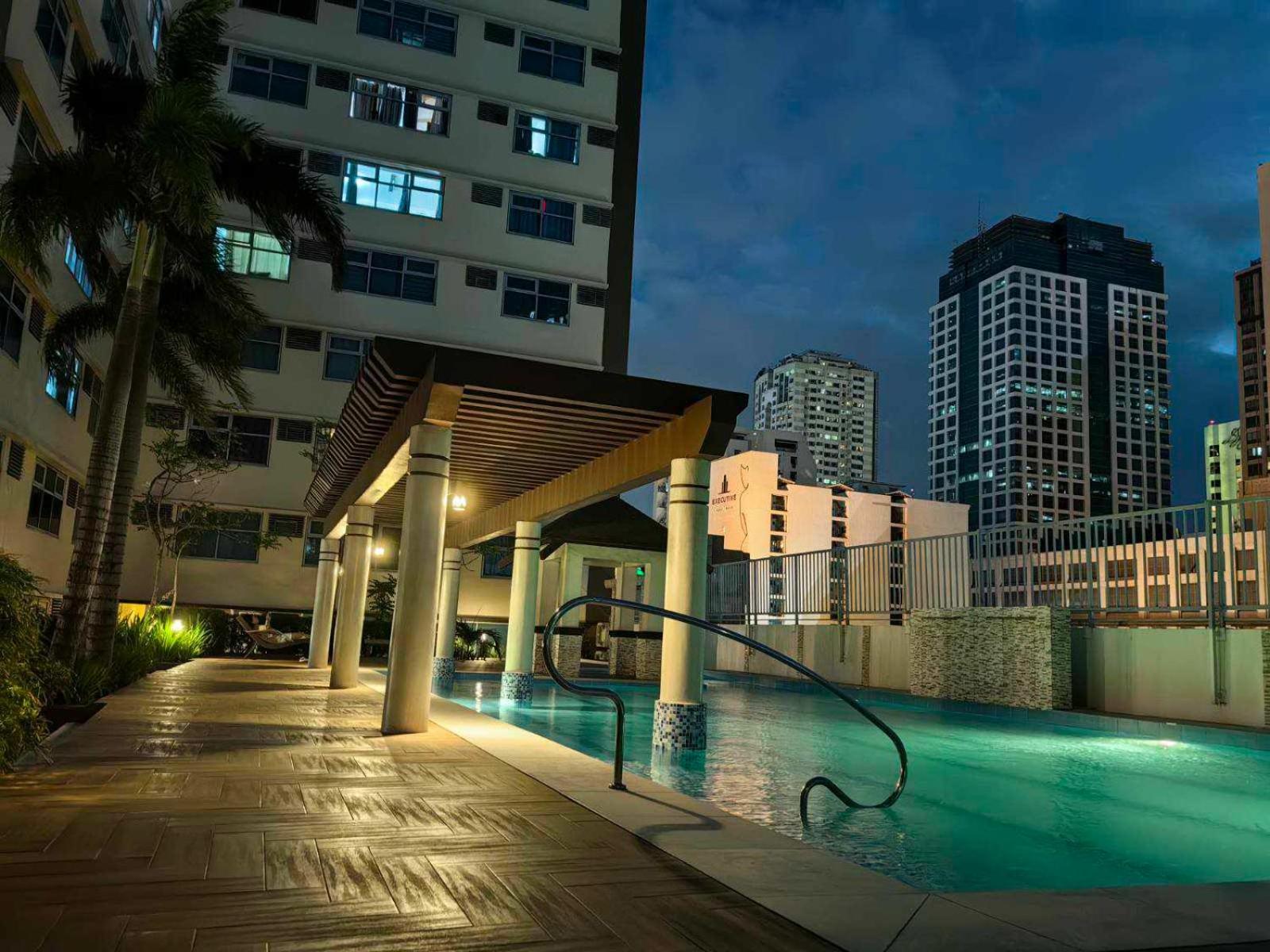 Tripleview Two Adriatico Place one bedroom facing manila bay view 4
