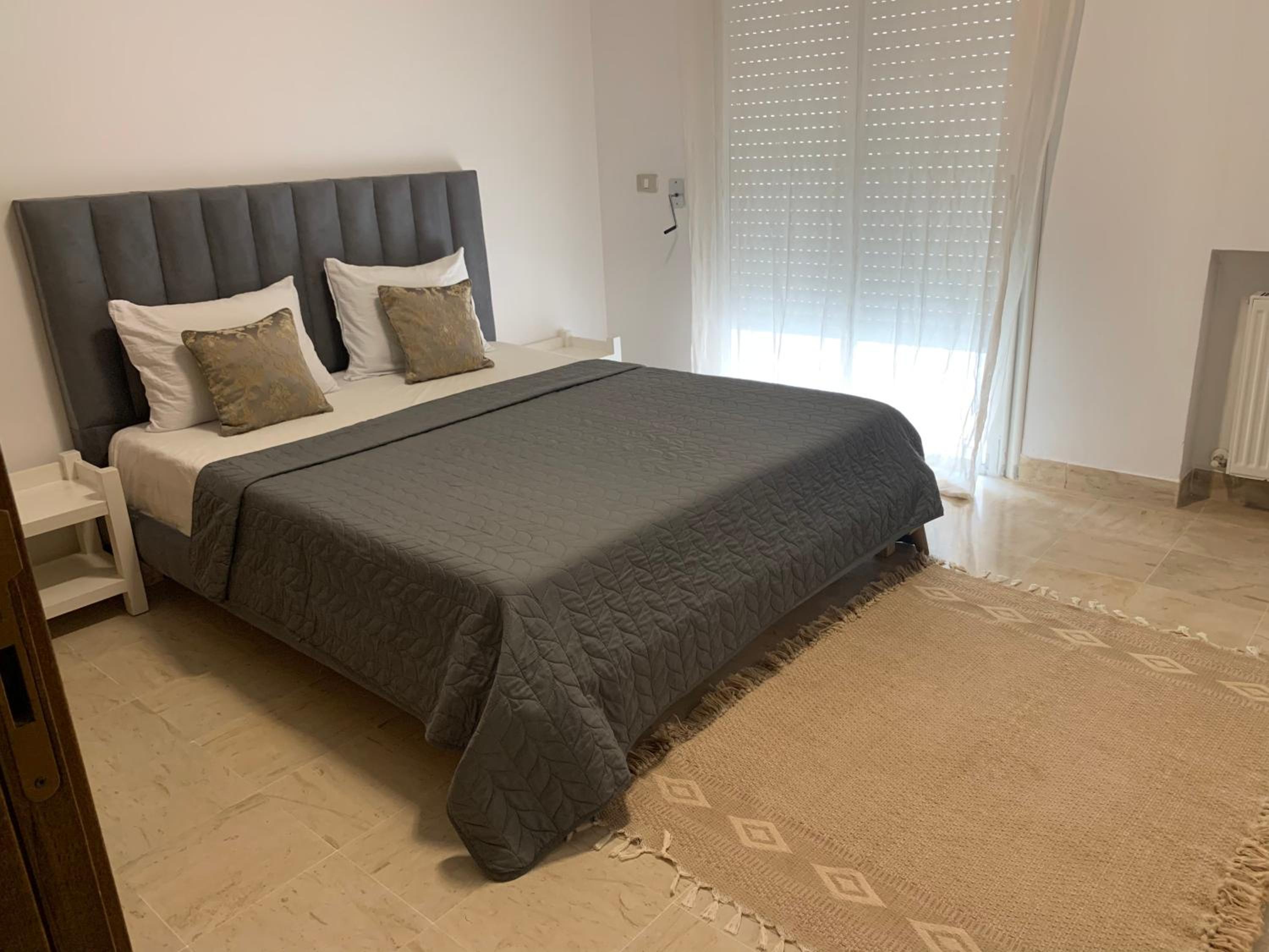 Elegant S2 apartment near carrefour view 3