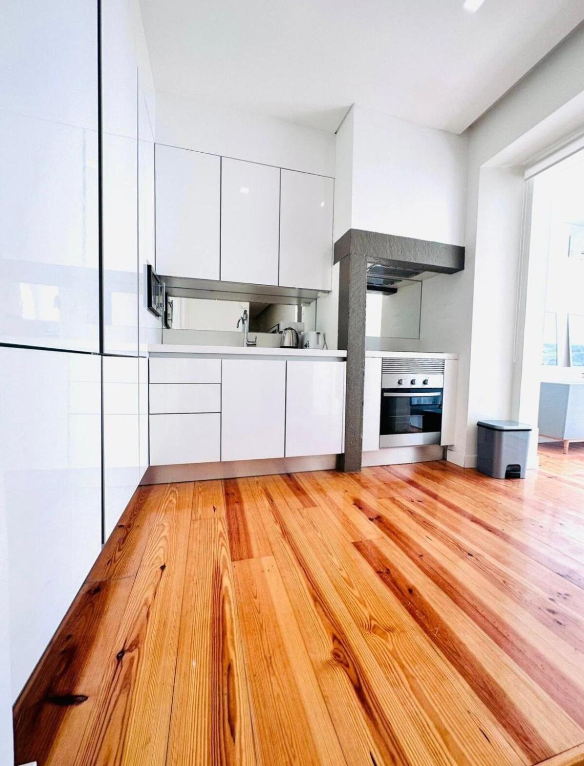Brand New Flat, Lisbon City Center, High Standard view 2
