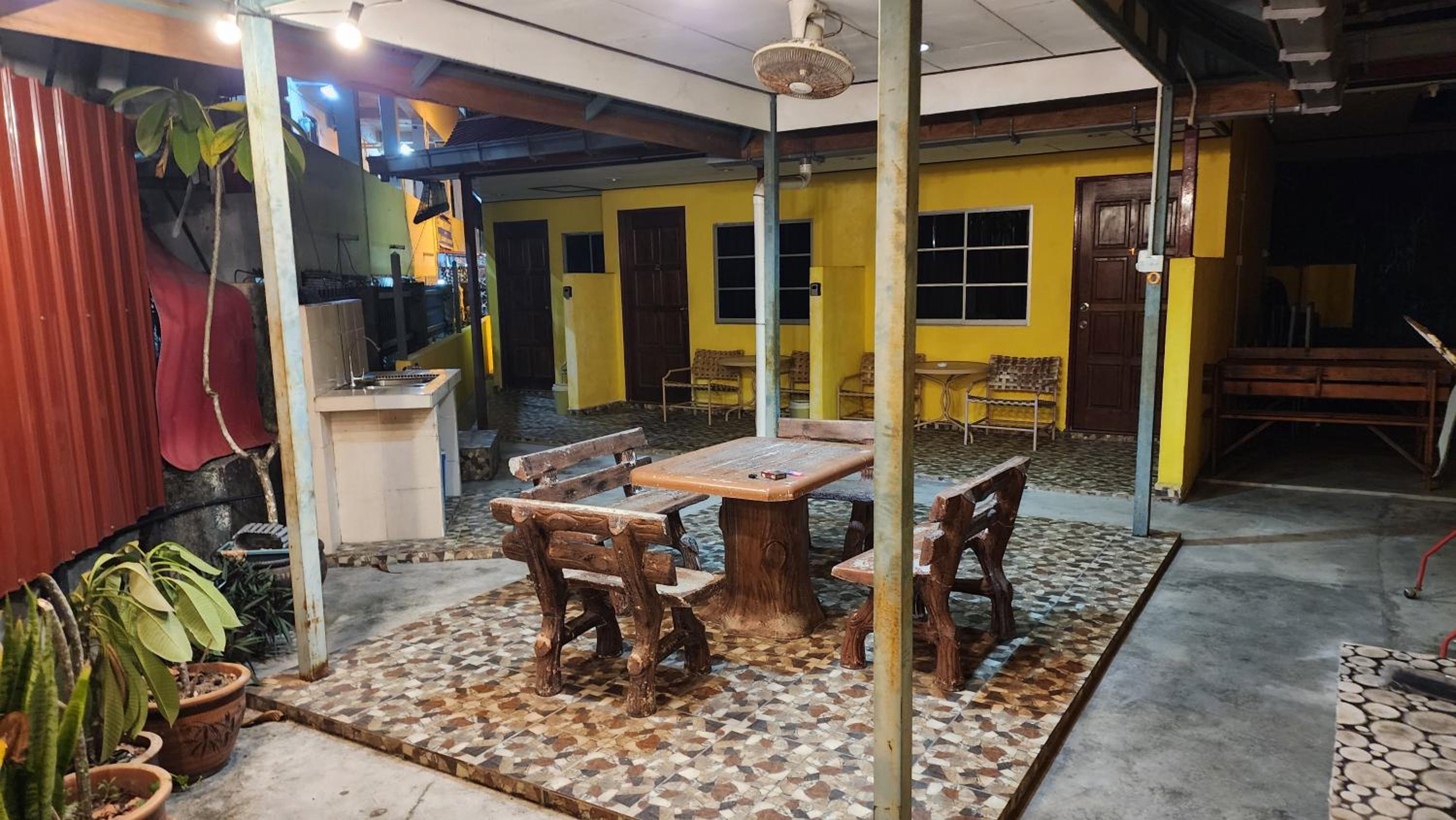 Lagenda Resthouse Cenang Beach