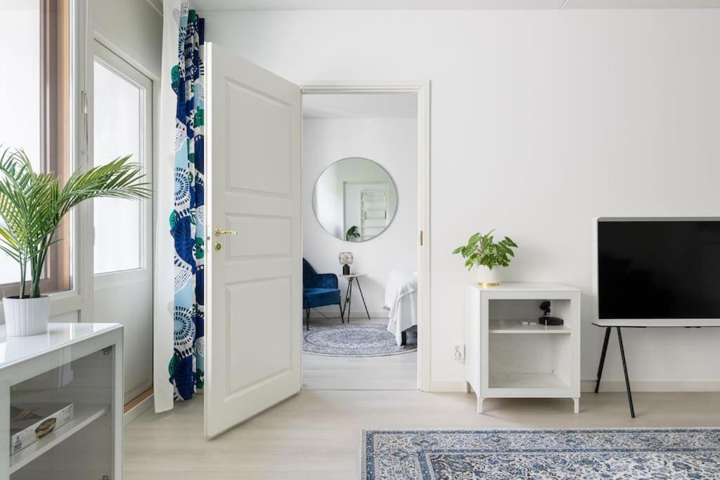 Modern two bedroom apartment near Sello, free parking