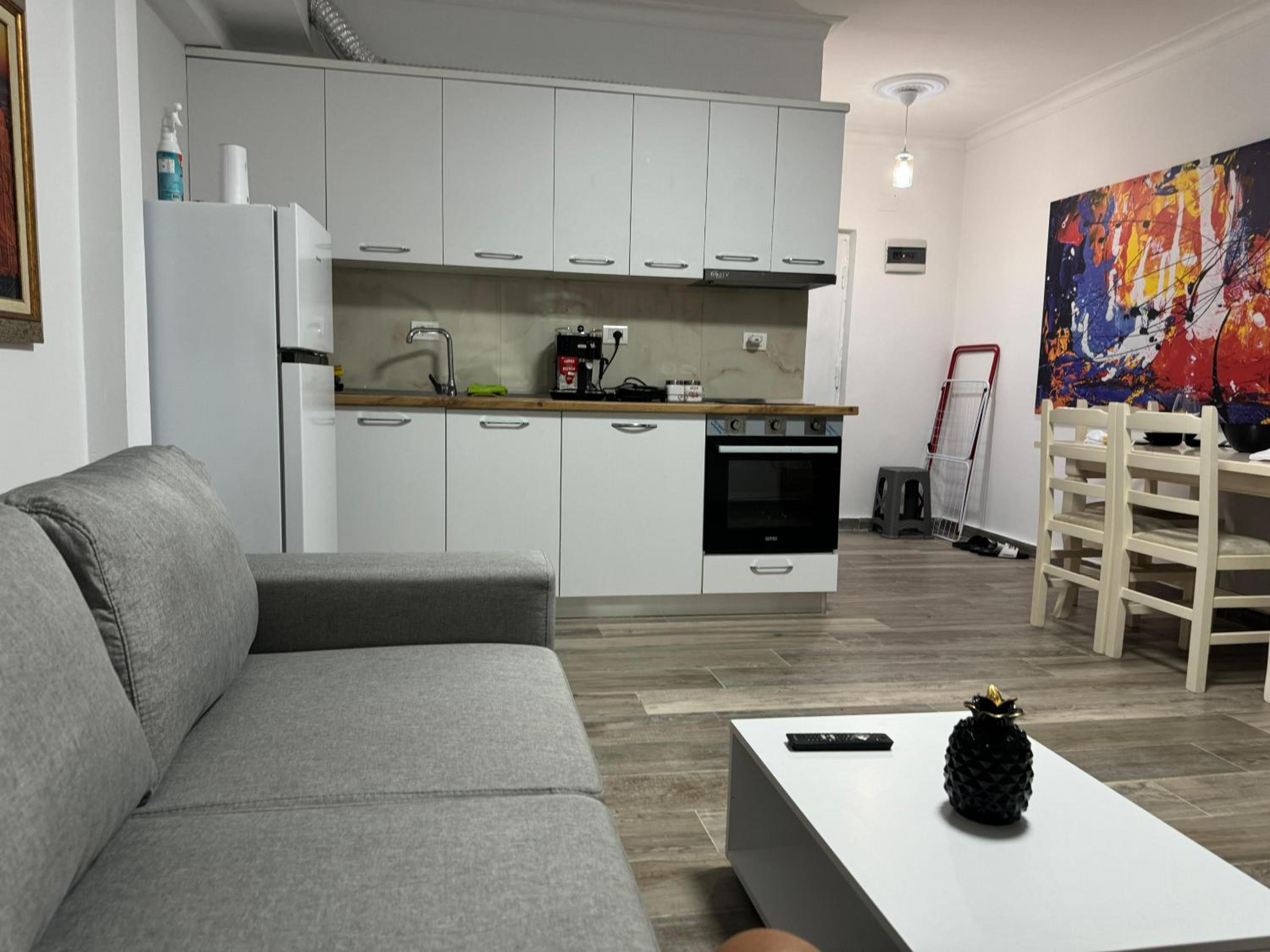 Seaside Aaron Apartment