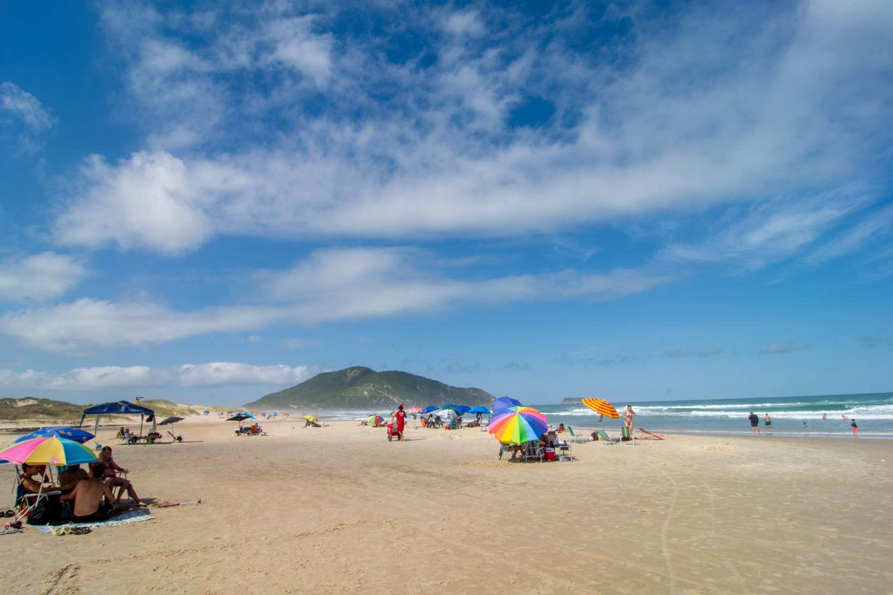 Casa Praiana poucos passos do Mar, Santinho AB9757
