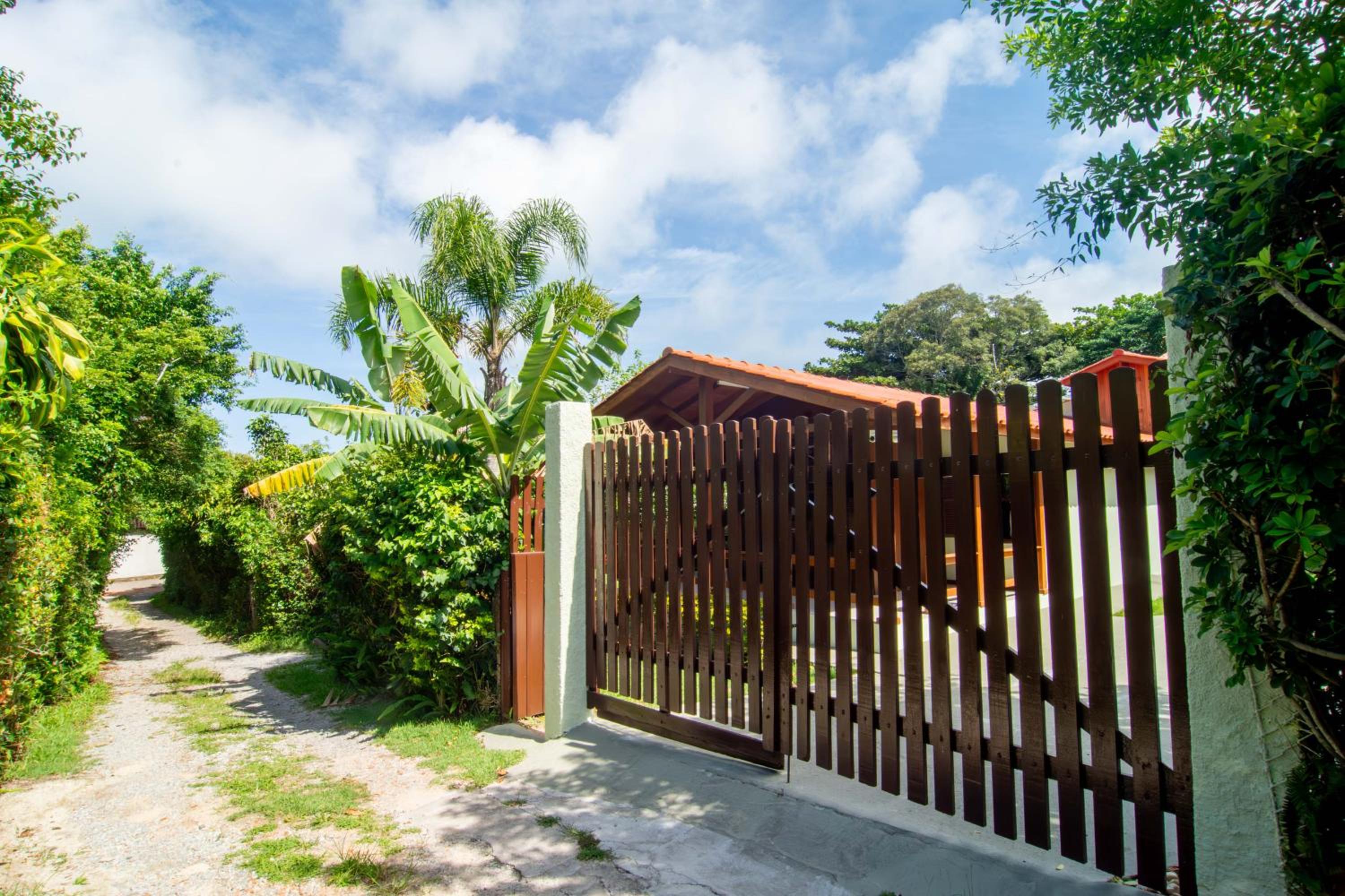 Casa Praiana poucos passos do Mar, Santinho AB9757