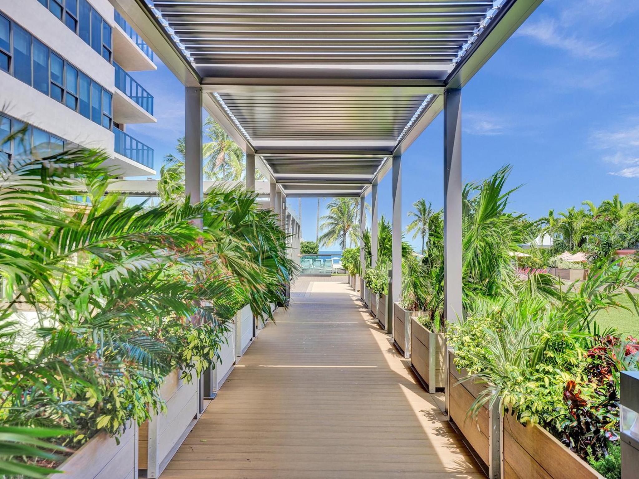 Amazing 3 bedrooms 3 bathrooms Beach Resort 1518 view 5