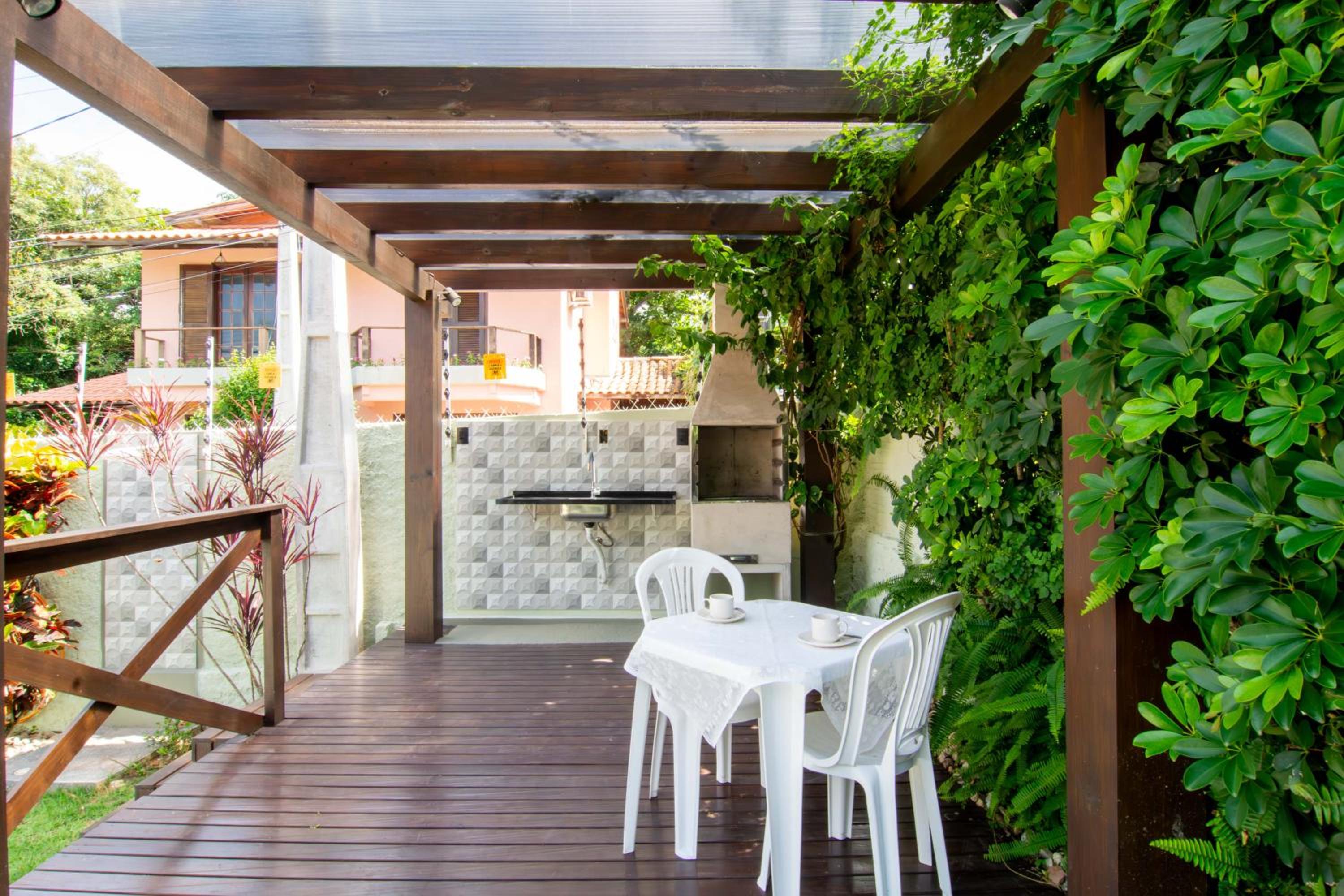 Casa Praiana poucos passos do Mar, Santinho AB9757
