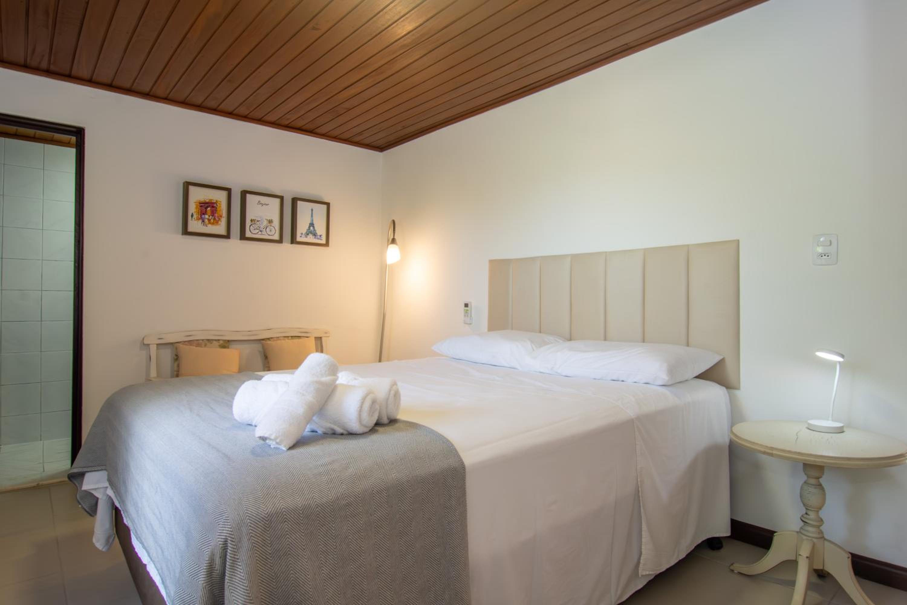 Casa Praiana poucos passos do Mar, Santinho AB9757