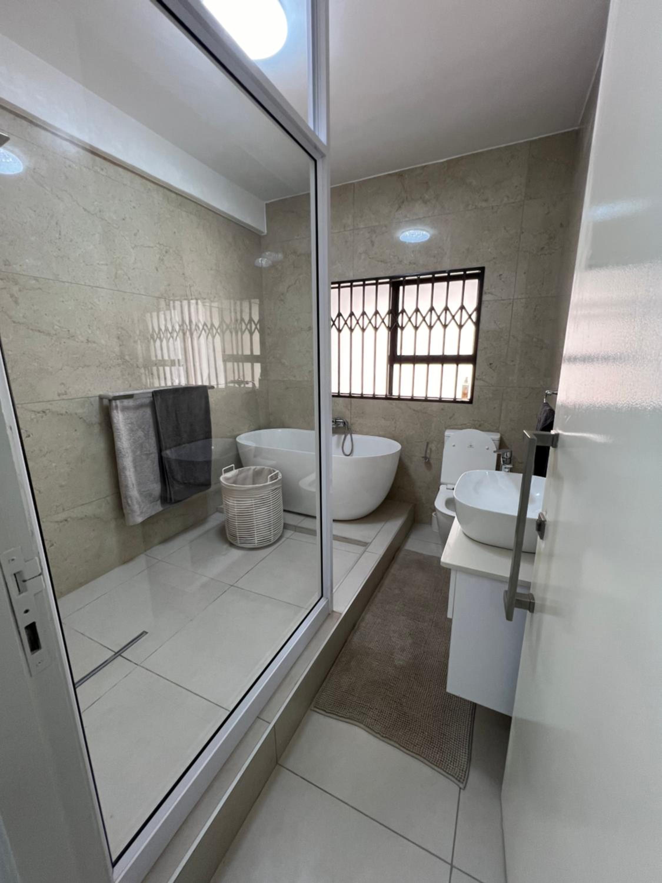 Shobalenku Opulent apartments
