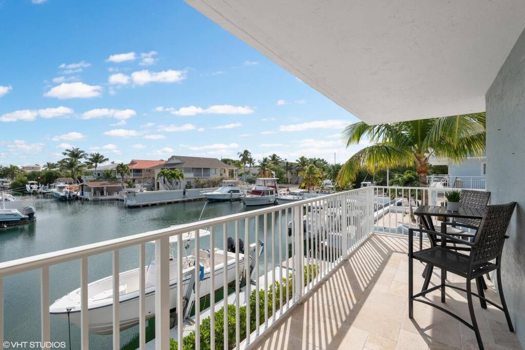 Ocean Shores Villa 2 in Key Largo with pool and boat slip view 4