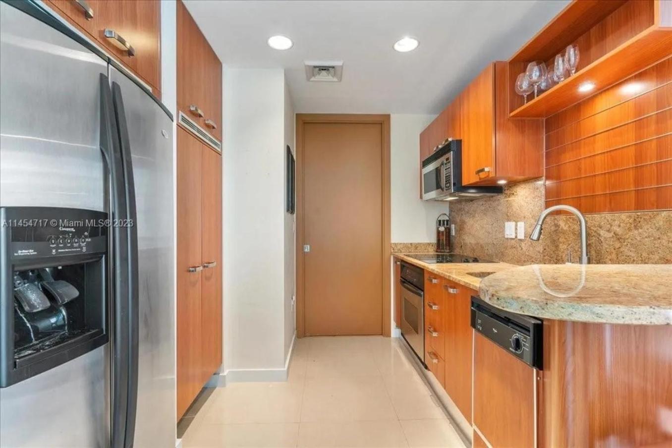 Lux Aka Brickell Condo
