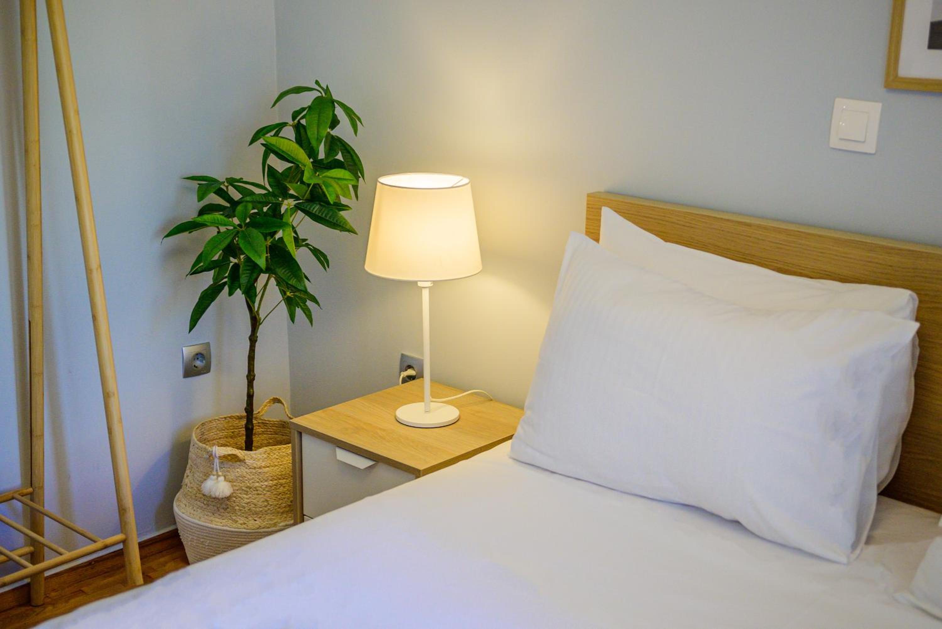 Stylish Peaceful 2 BR Retreat Next to Acropolis & Metro