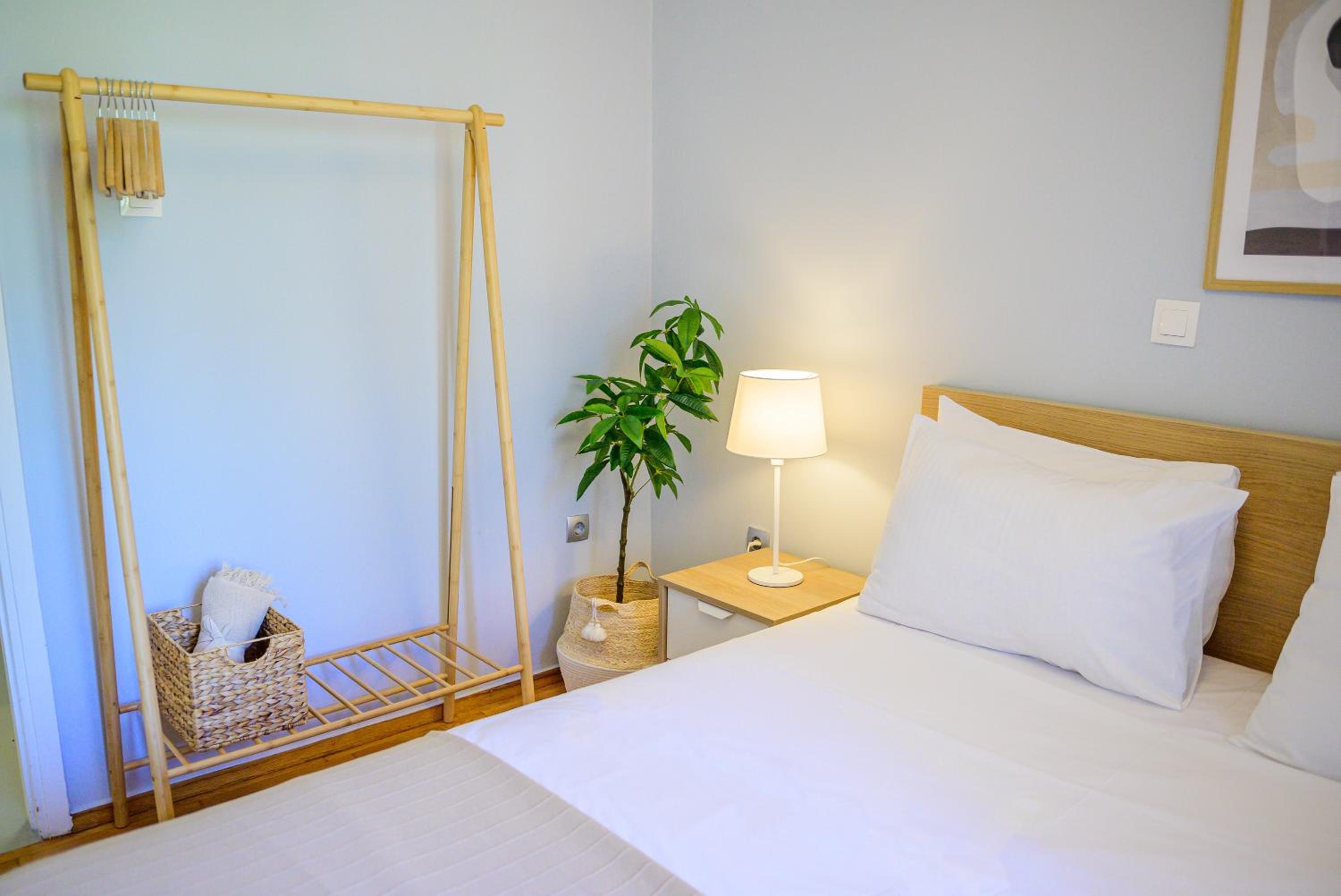 Stylish Peaceful 2 BR Retreat Next to Acropolis & Metro