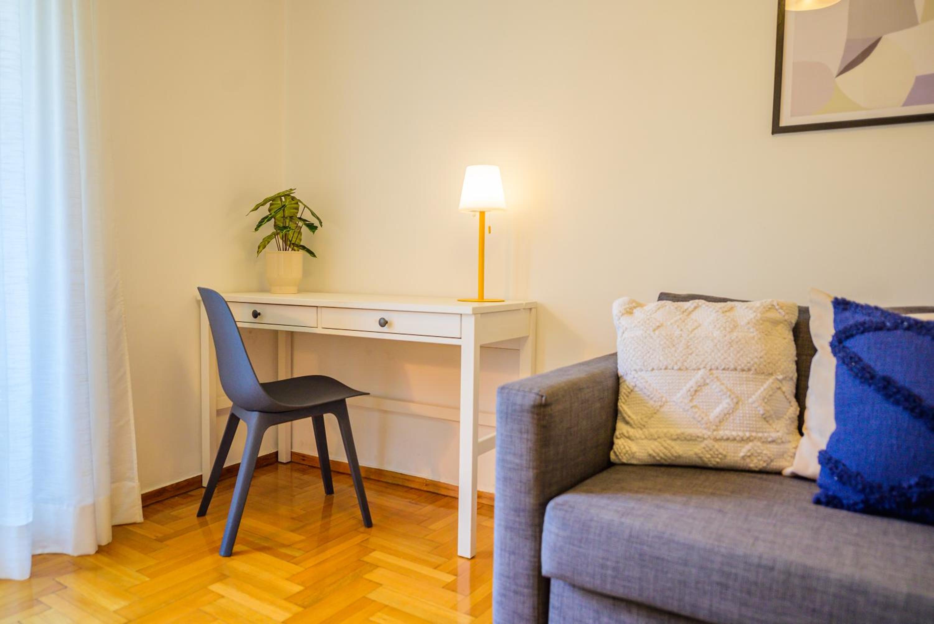 Stylish Peaceful 2 BR Retreat Next to Acropolis & Metro