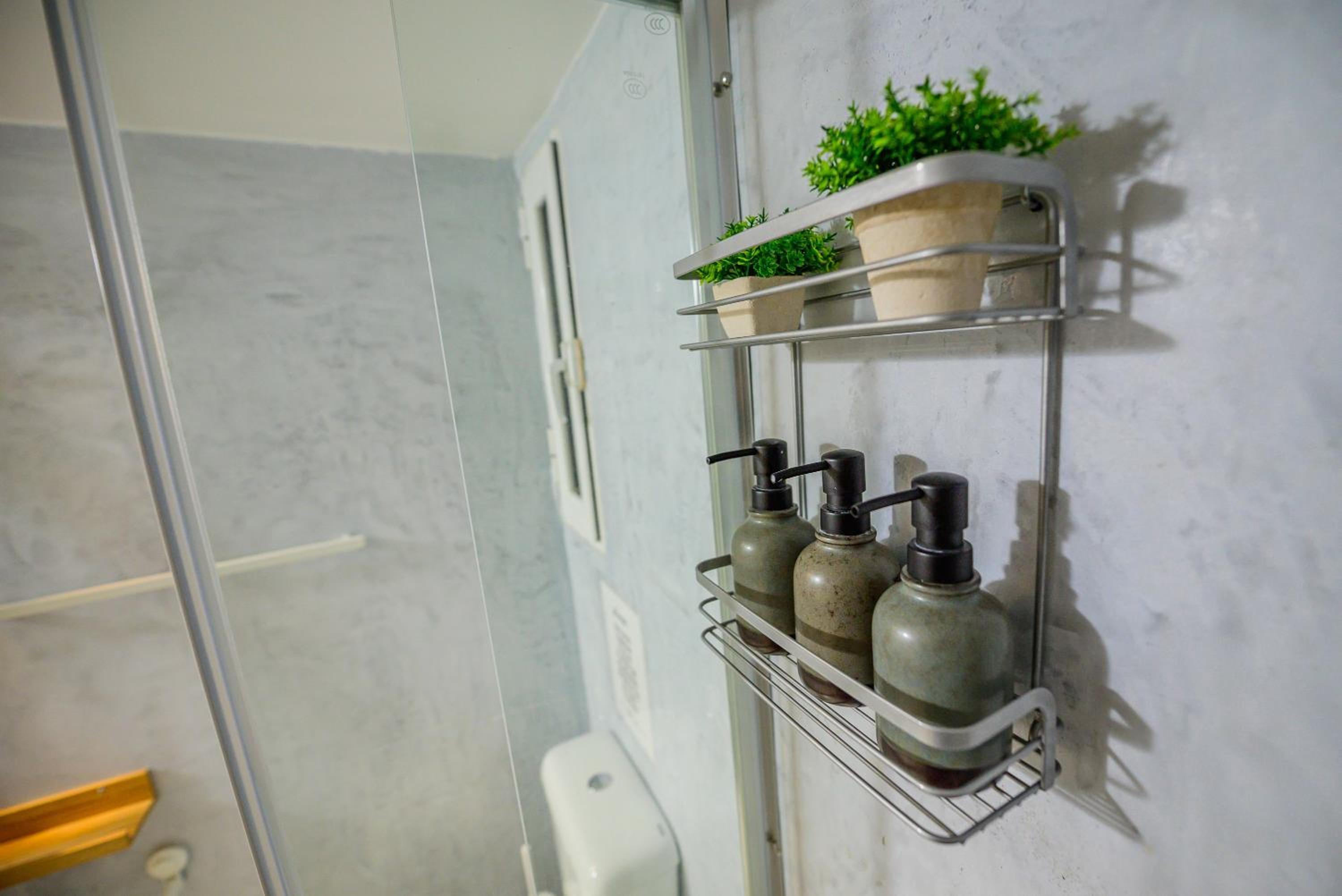 Stylish Peaceful 2 BR Retreat Next to Acropolis & Metro