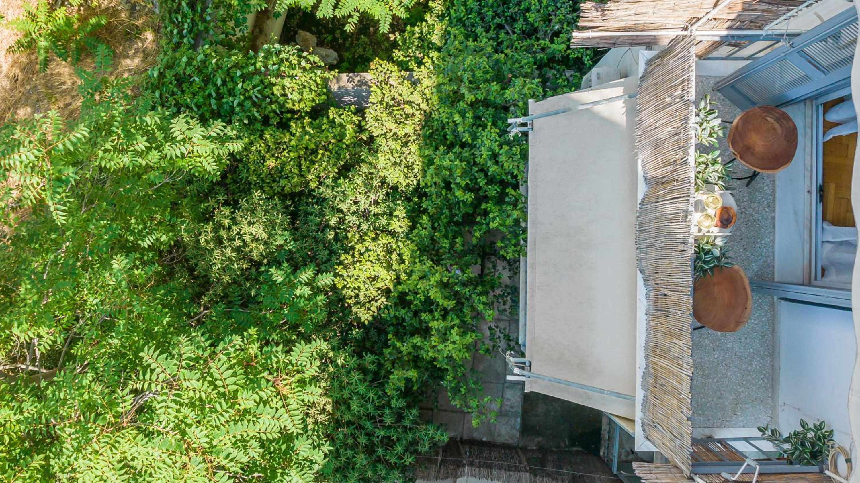 Stylish Peaceful 2 BR Retreat Next to Acropolis & Metro