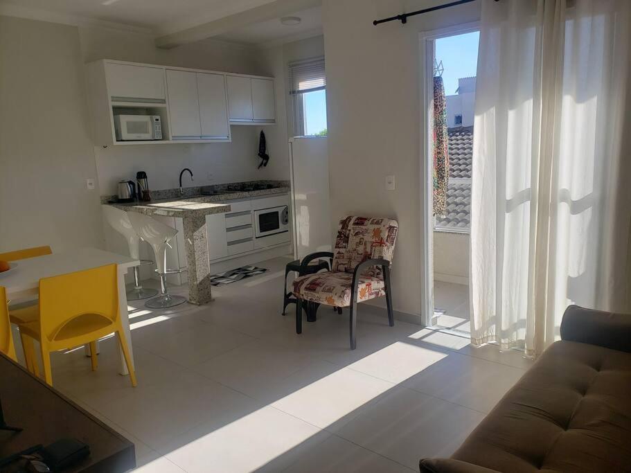 Apartamento com Suíte!
