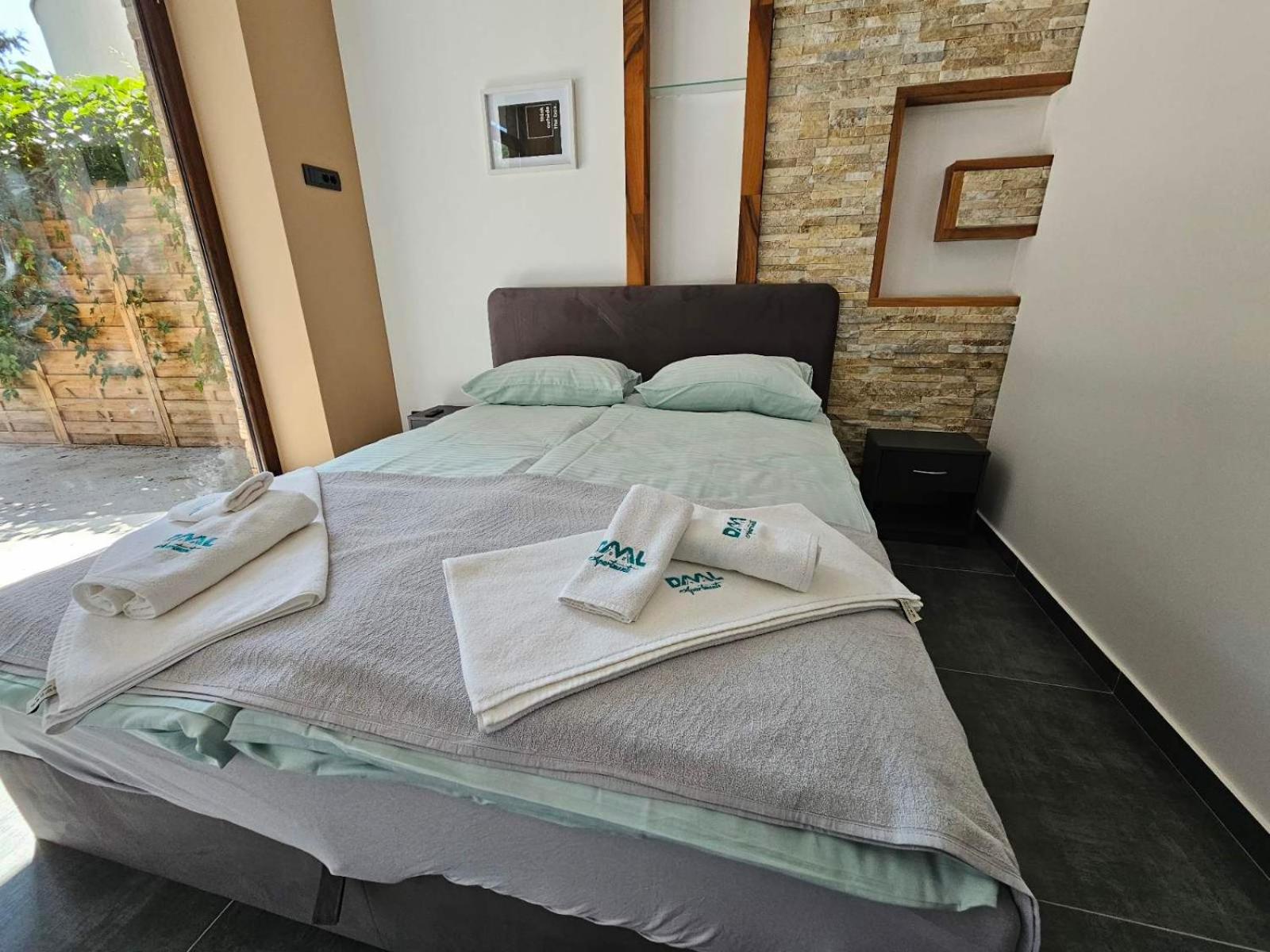 DML Apartments