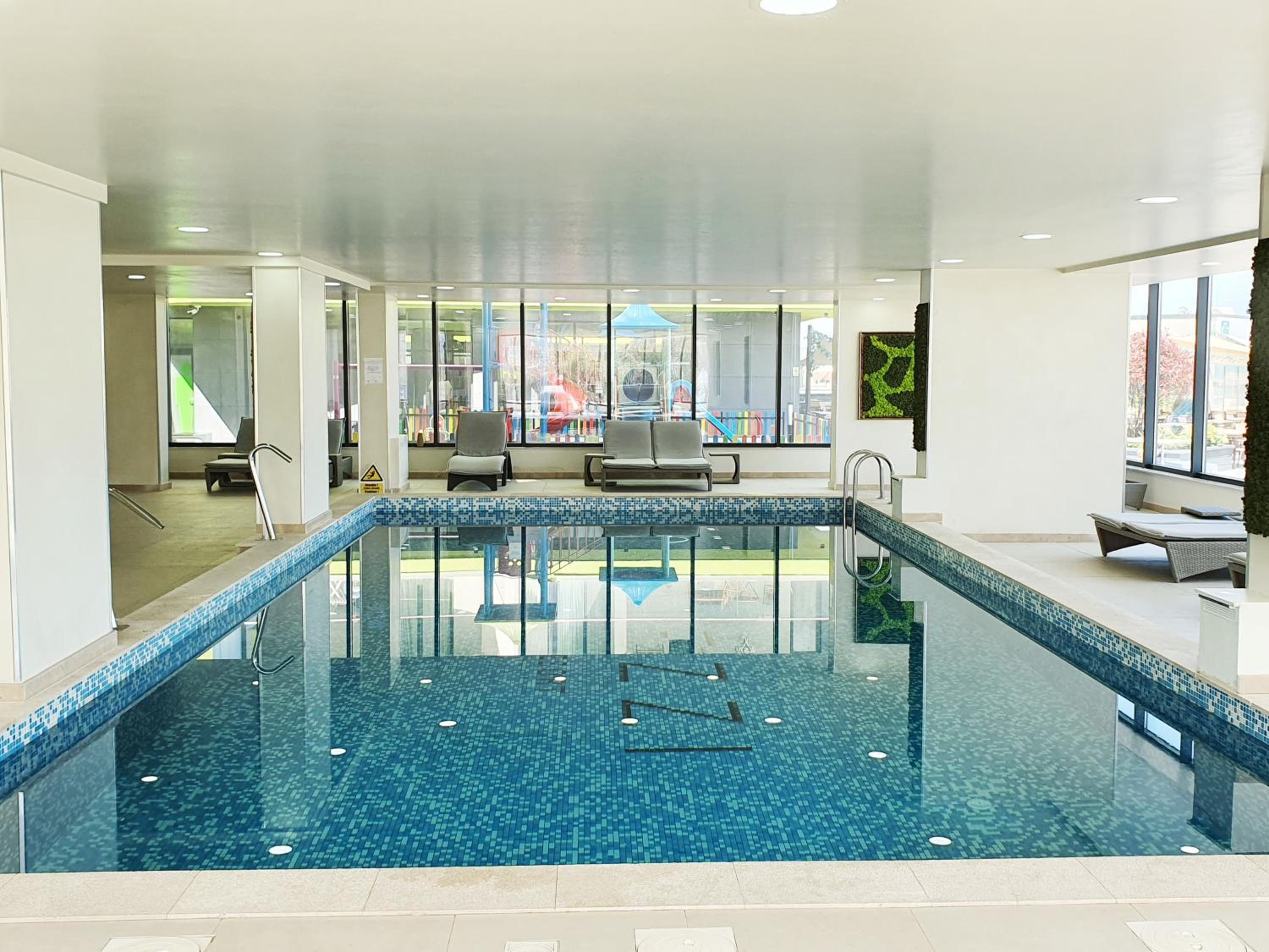Maeve - Pool & Spa Beach Resort view 2