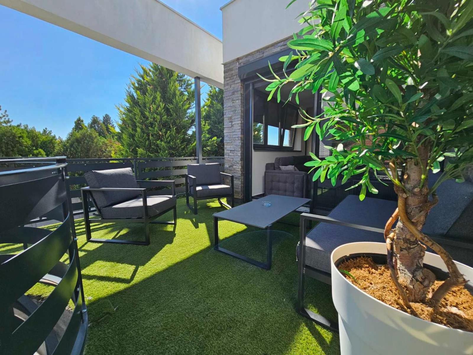 DML Apartments