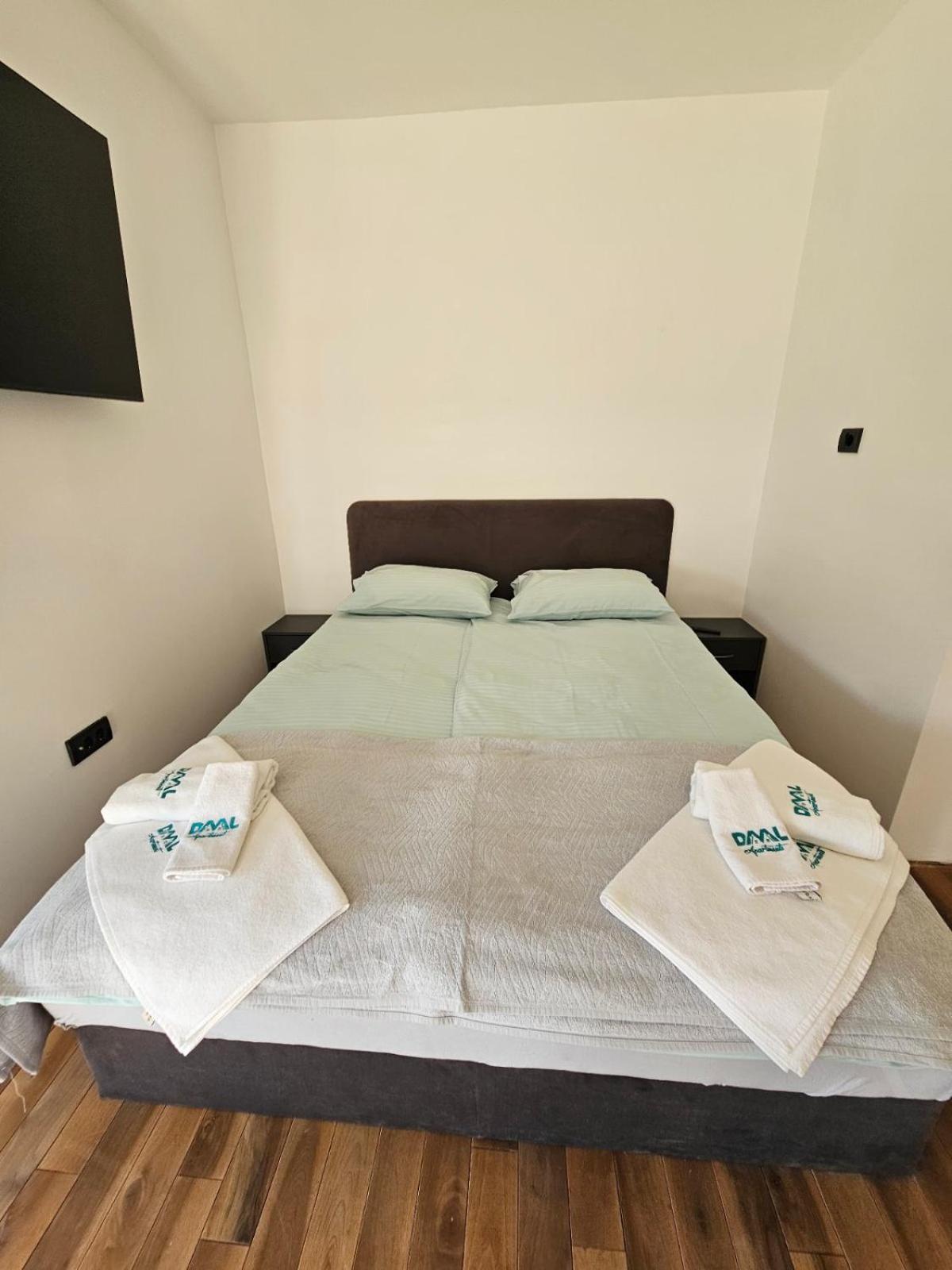 DML Apartments