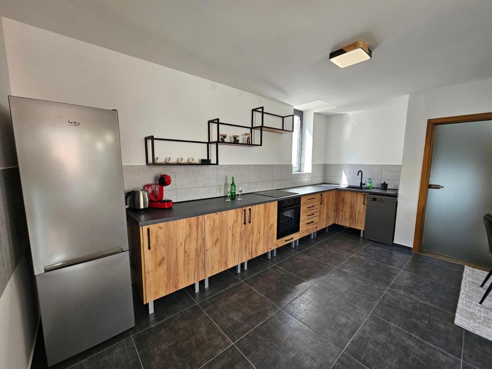 DML Apartments