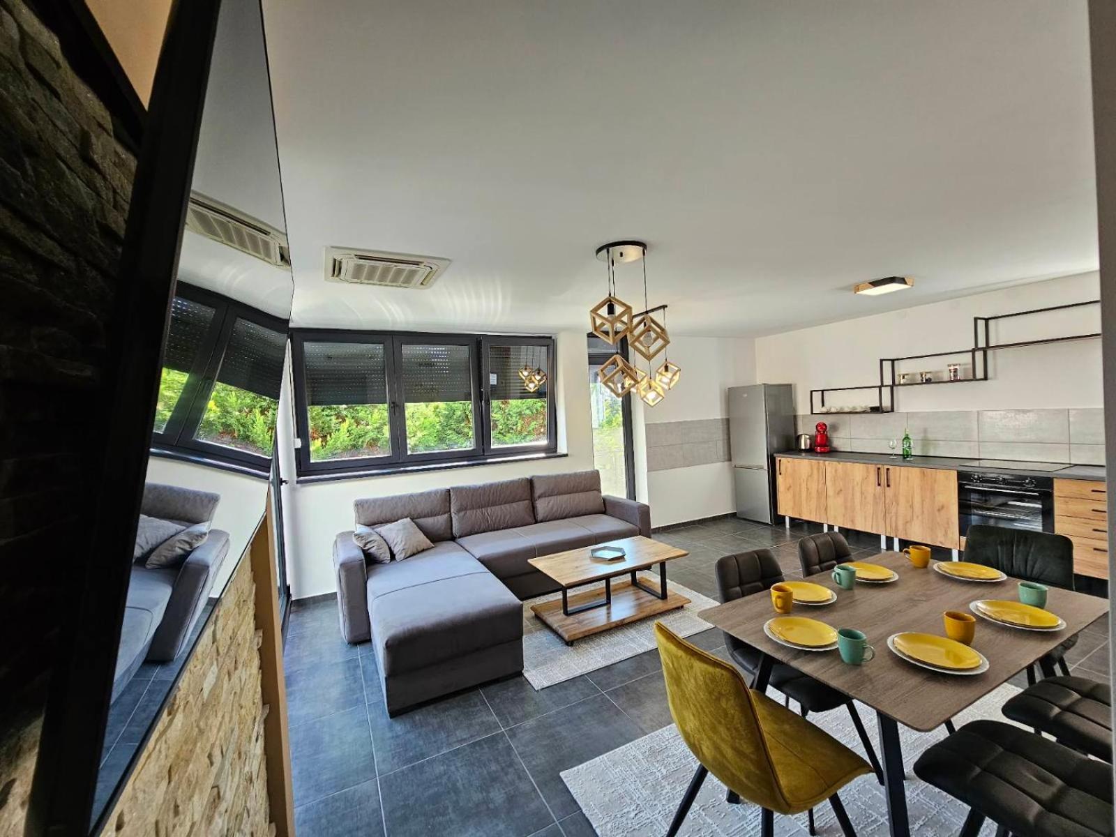 DML Apartments