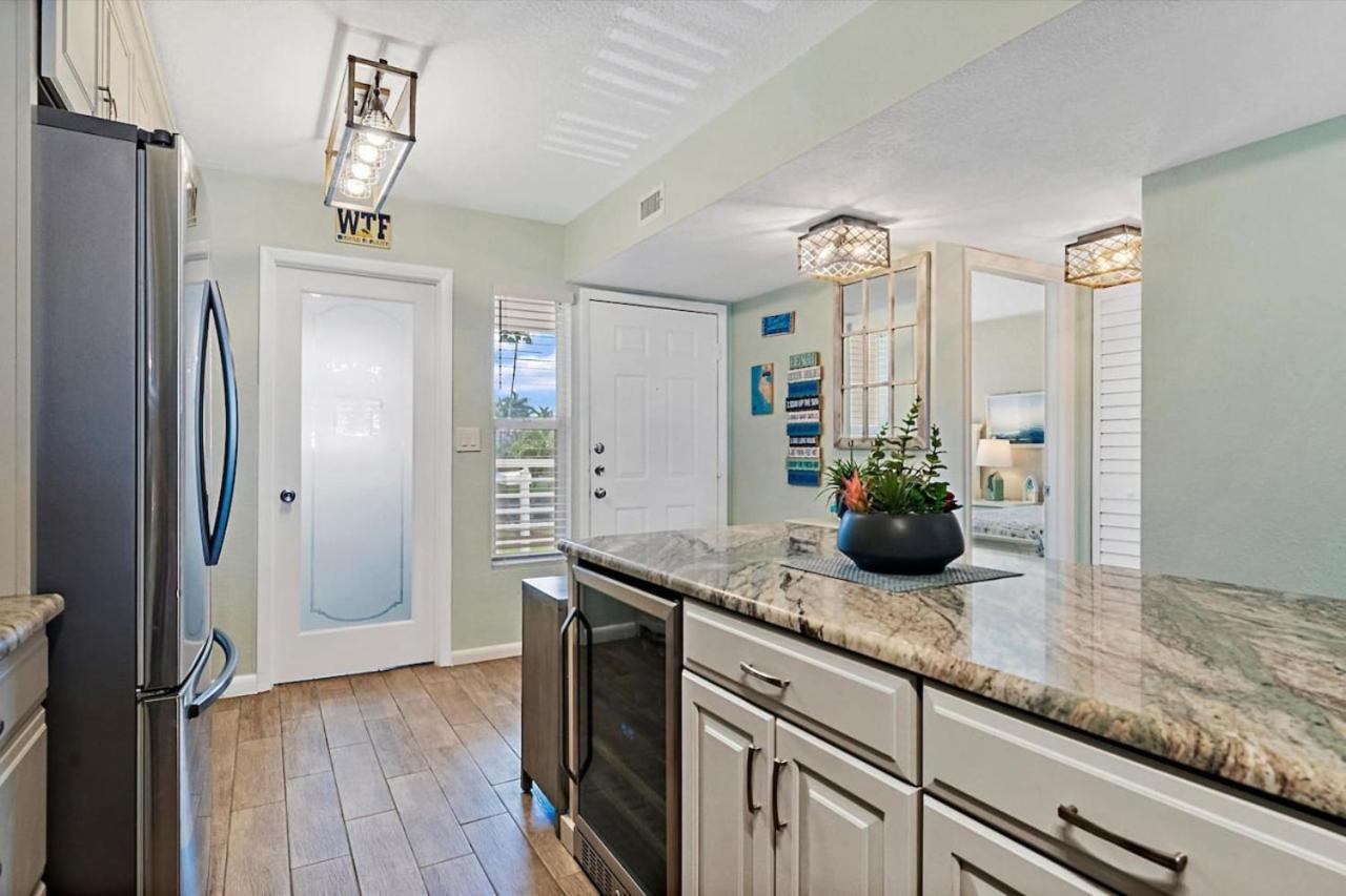 St Pete Isla Bahia Vista 7 203 Amazing View - Property Image 31