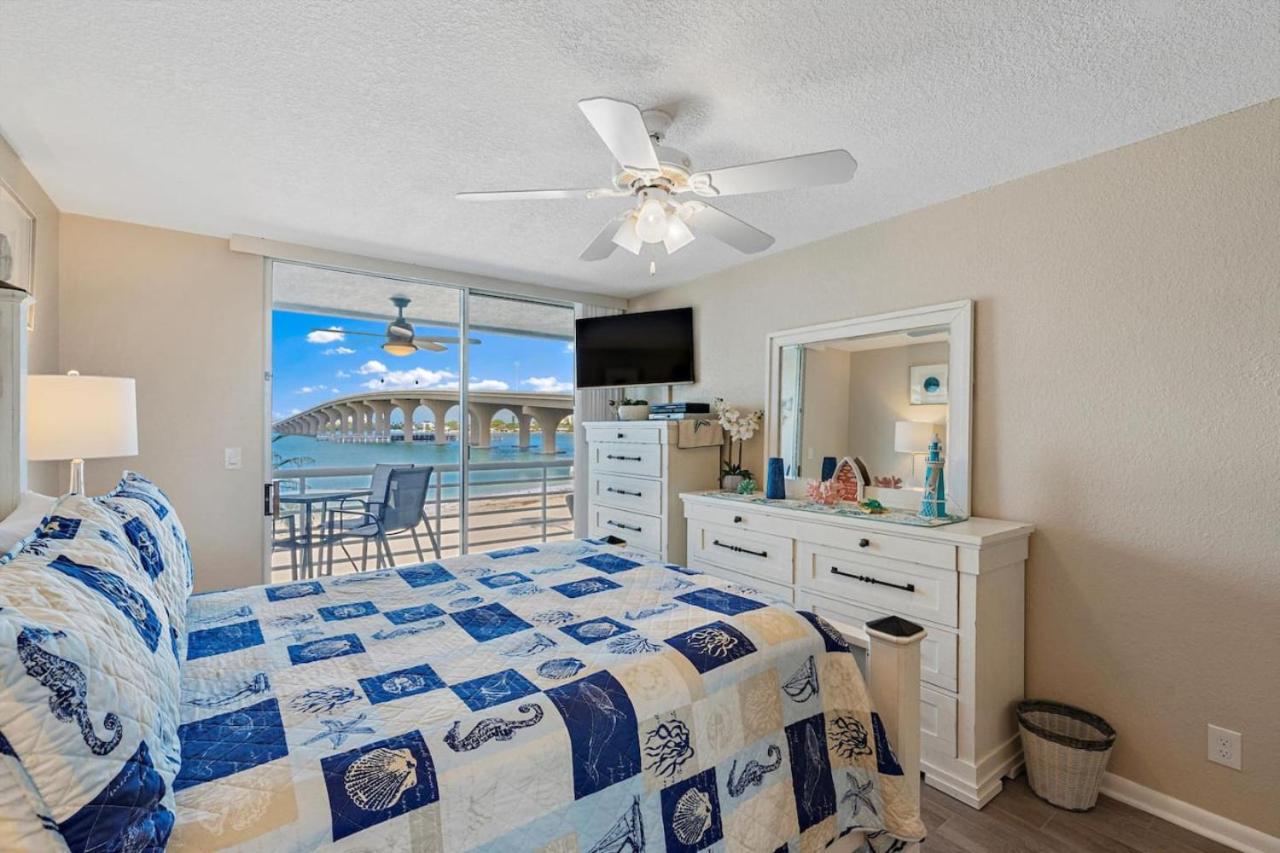 St Pete Isla Bahia Vista 7 203 Amazing View - Property Image 34