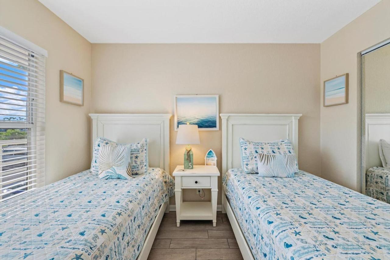 St Pete Isla Bahia Vista 7 203 Amazing View - Property Image 39