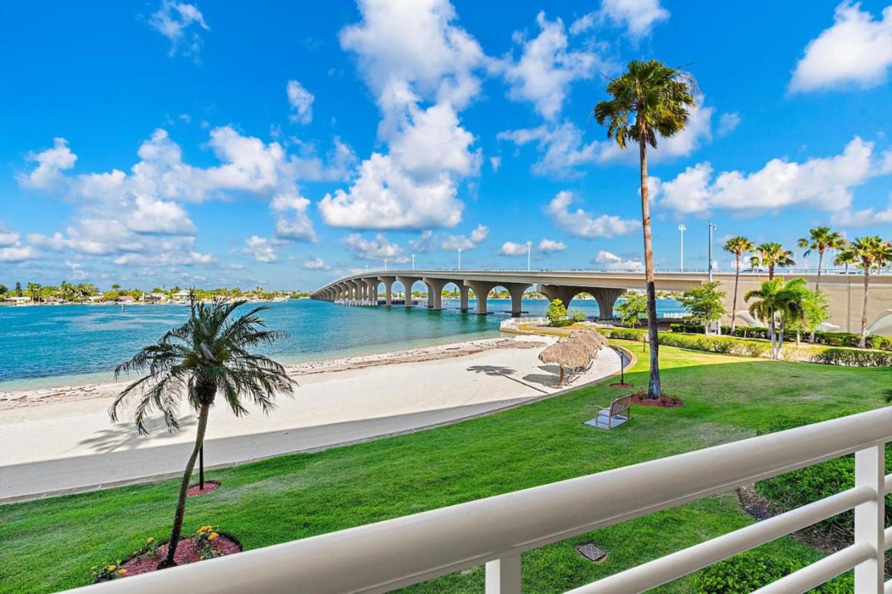 St Pete Isla Bahia Vista 7 203 Amazing View - Property Image 41
