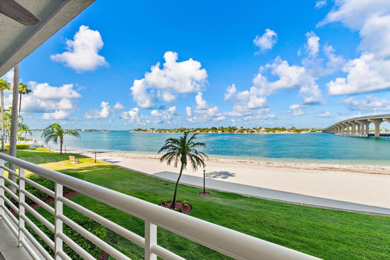 St Pete Isla Bahia Vista 7 203 Amazing View - Property Image 42