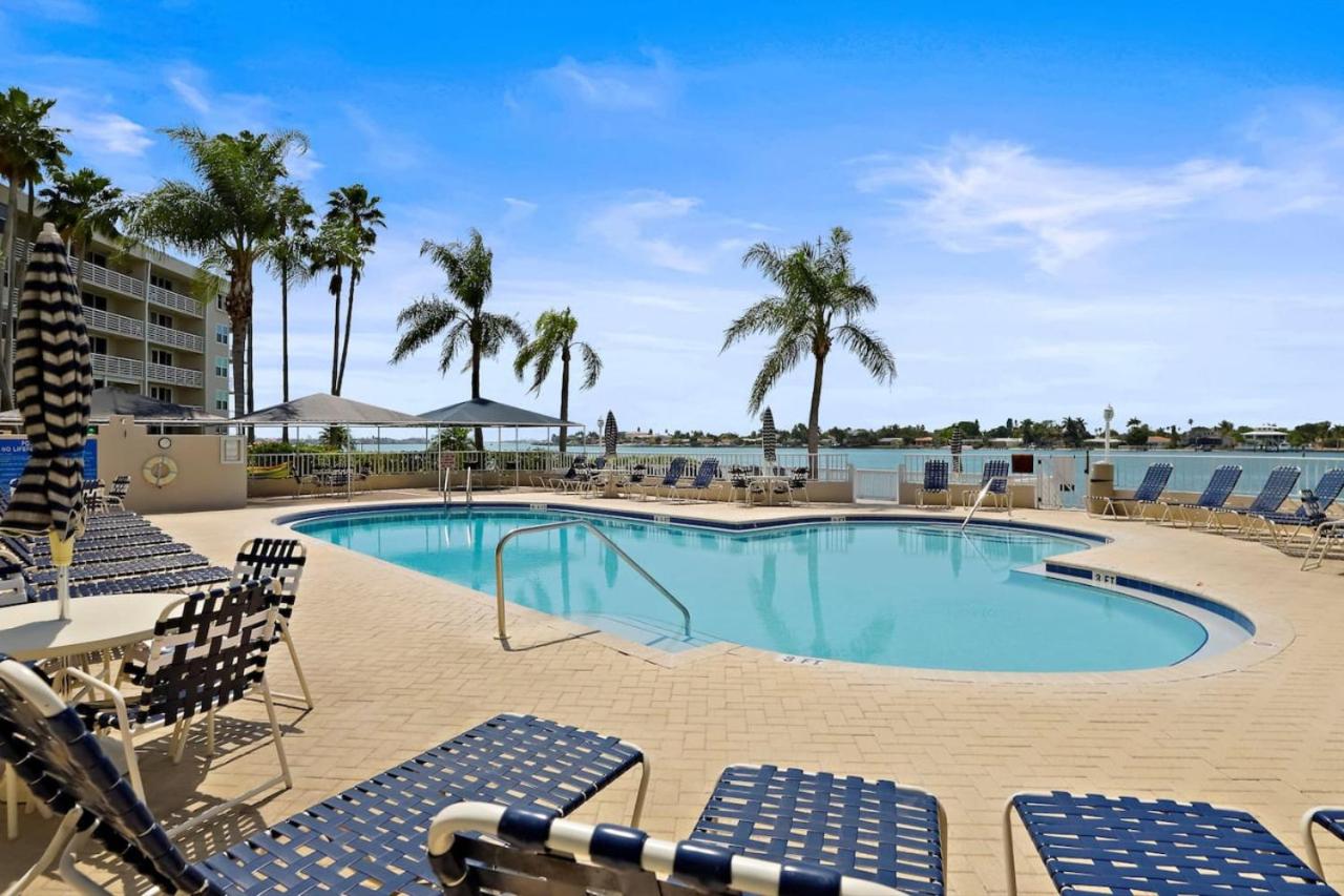 St Pete Isla Bahia Vista 7 203 Amazing View - Property Image 3