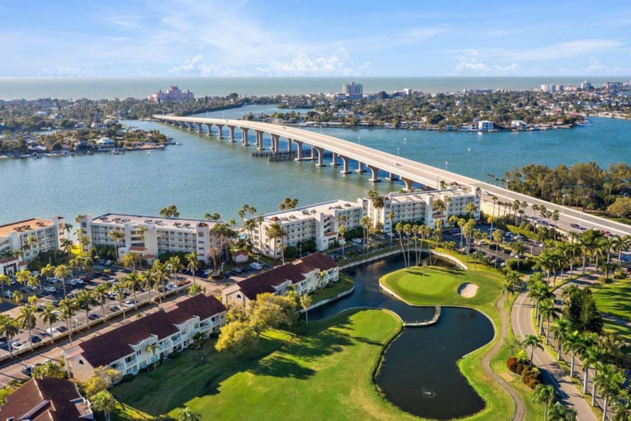 St Pete Isla Bahia Vista 7 203 Amazing View - Property Image 11