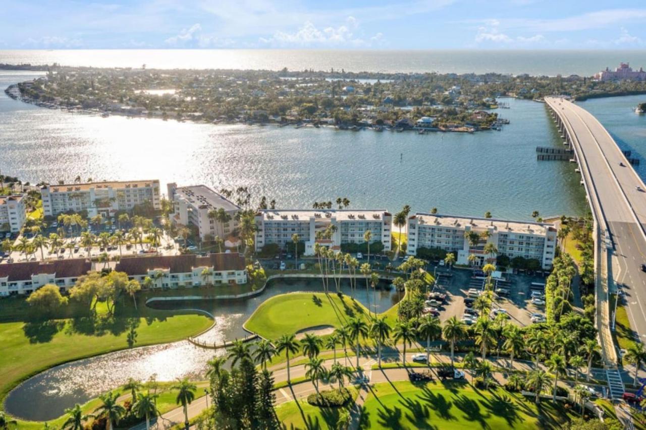 St Pete Isla Bahia Vista 7 203 Amazing View - Property Image 13