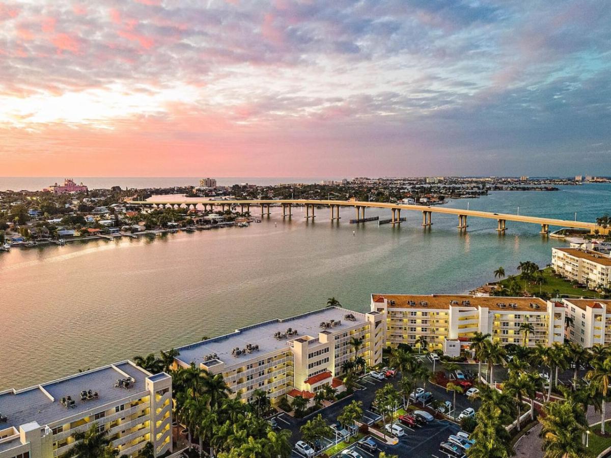 St Pete Isla Bahia Vista 7 203 Amazing View - Property Image 18