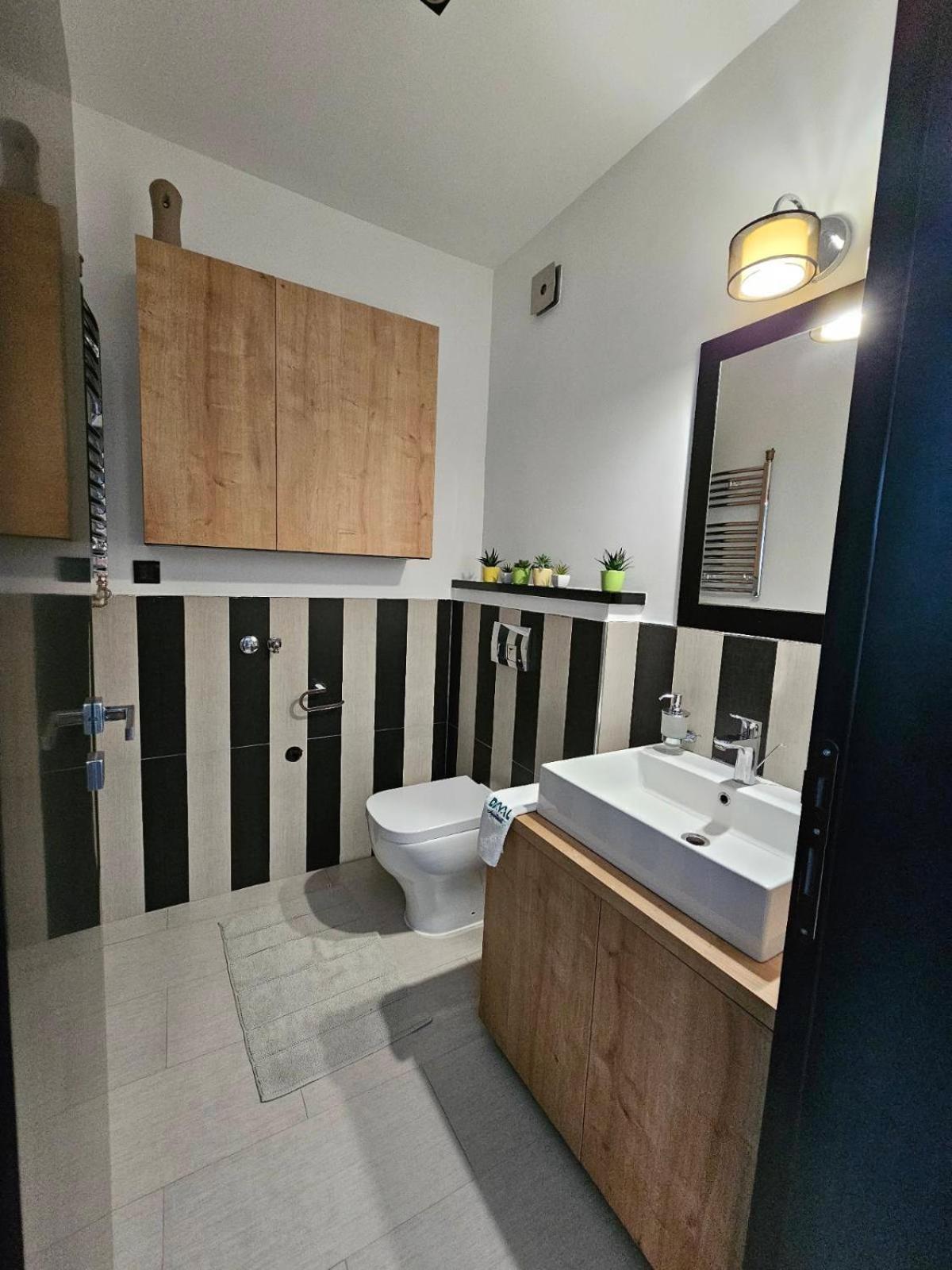 DML Apartments