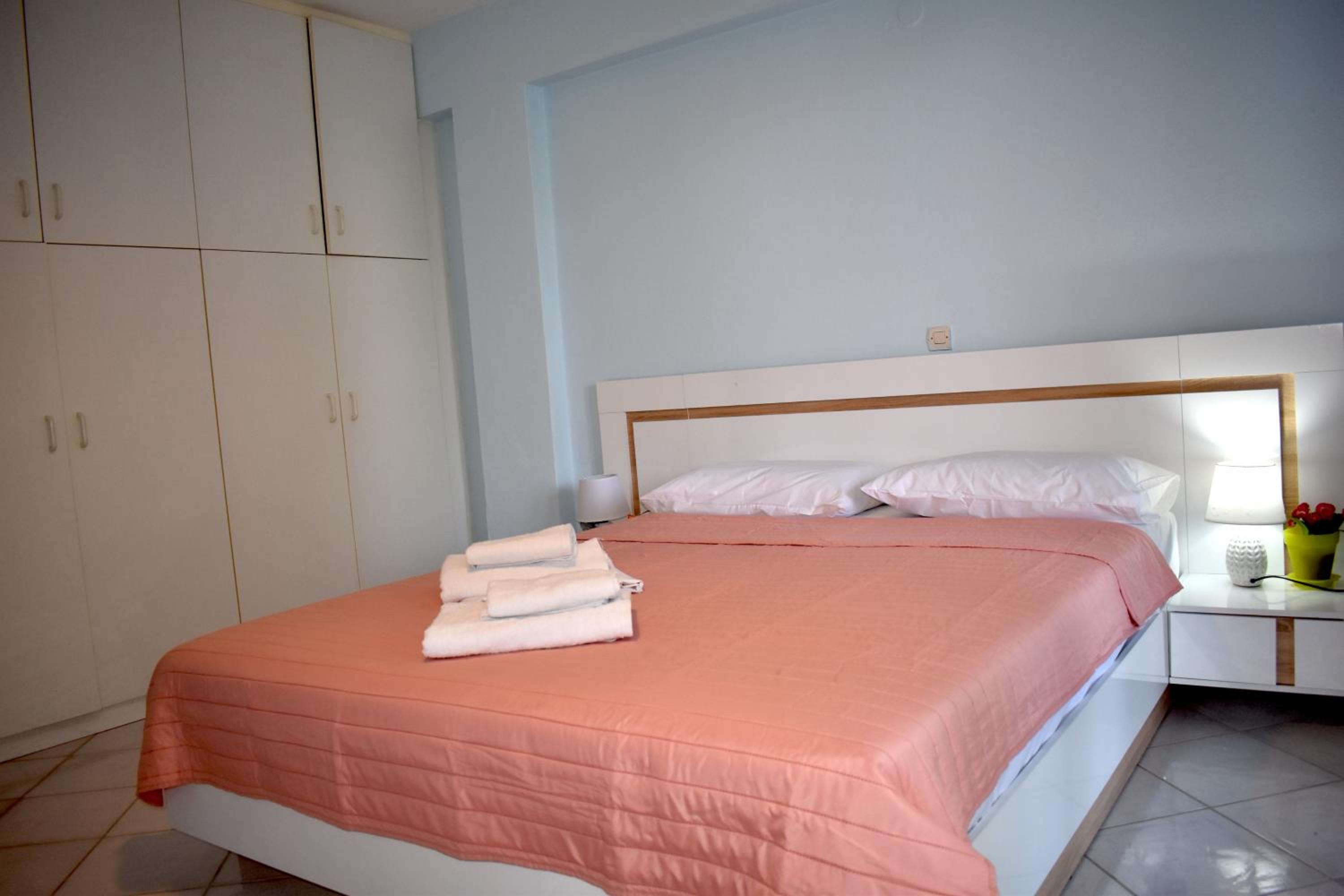 Island Apartment in Mykoniatika