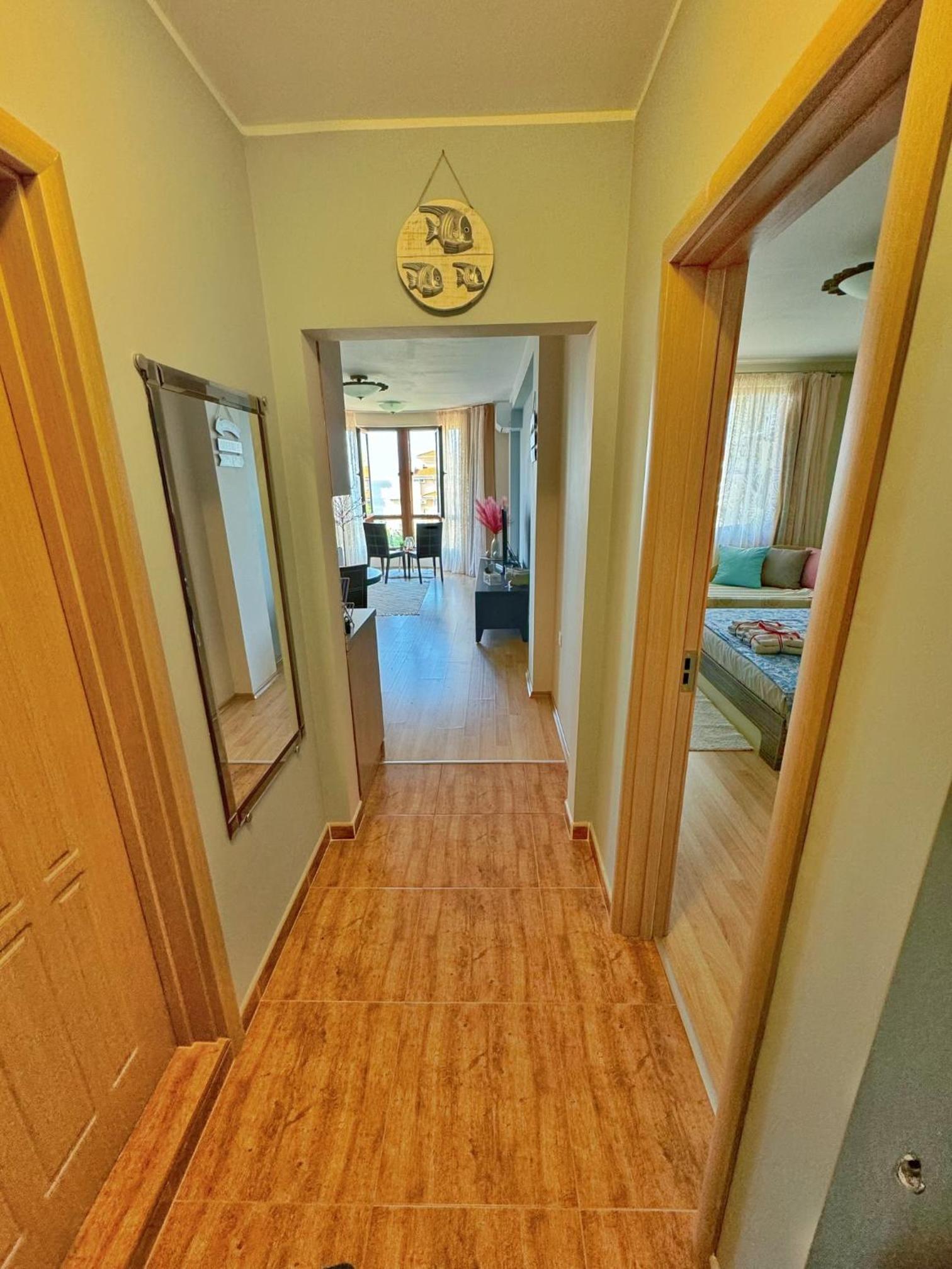 Nancy Sea View Apartment