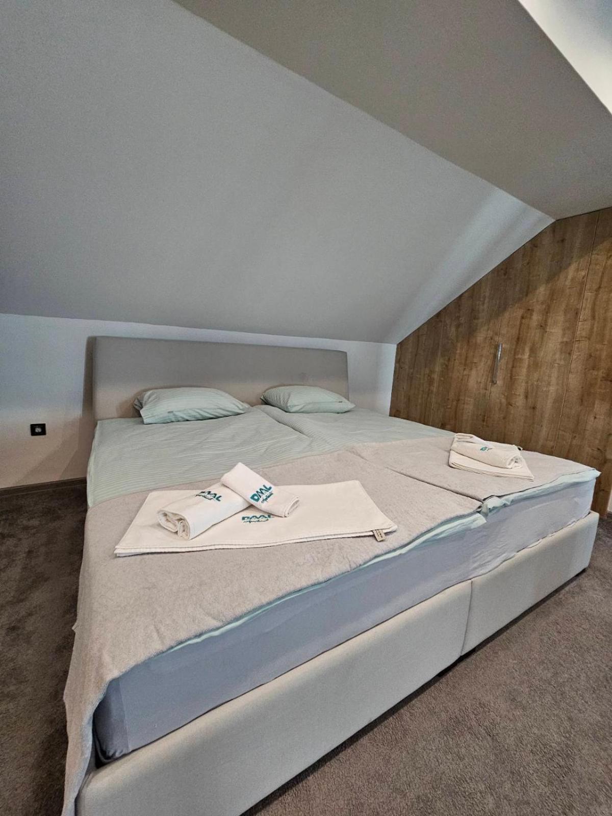 DML Apartments
