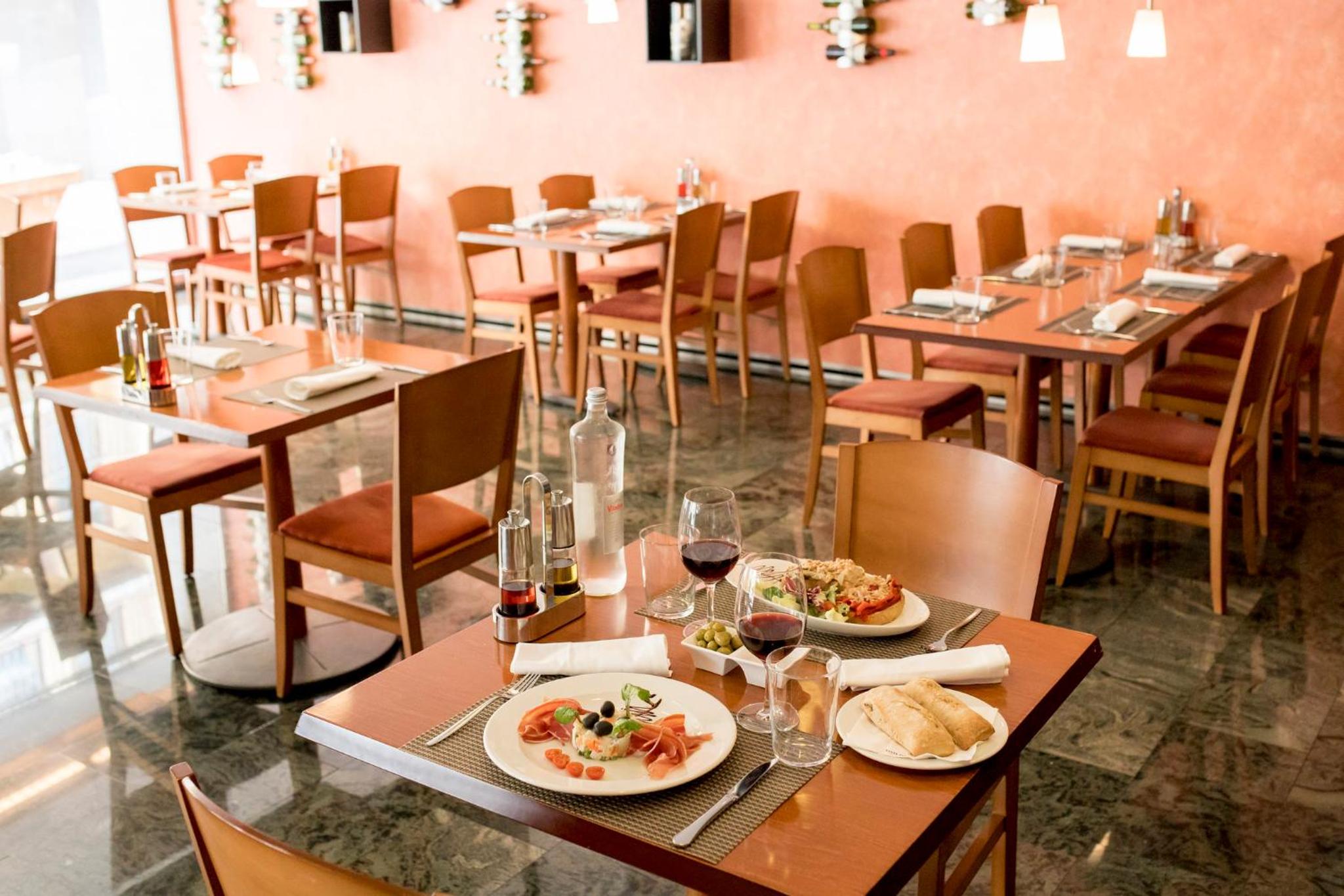 Andorra la Vella Vacations - Sercotel Delfos Andorra - Property Image 5