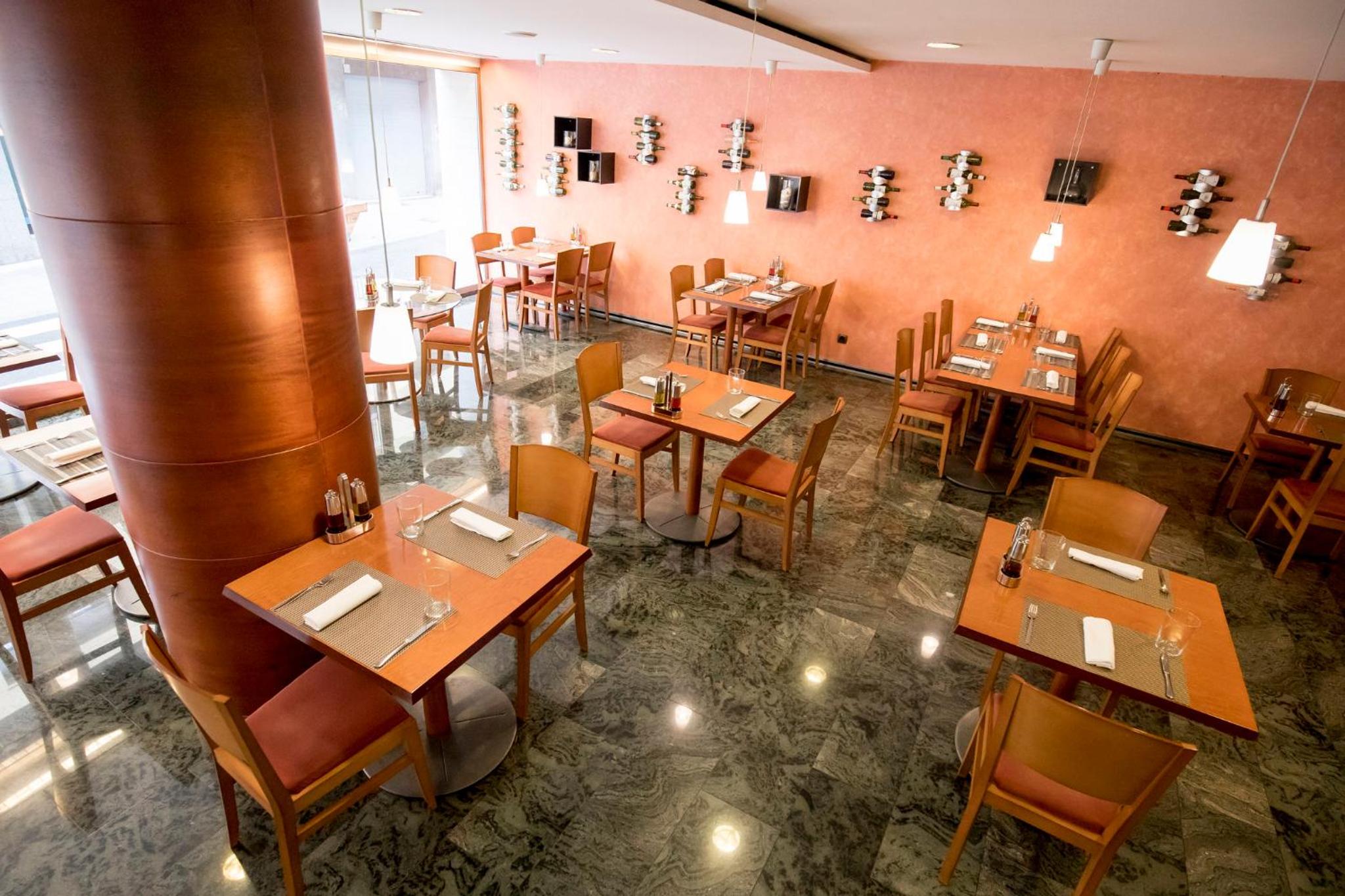 Andorra la Vella Vacations - Sercotel Delfos Andorra - Property Image 5