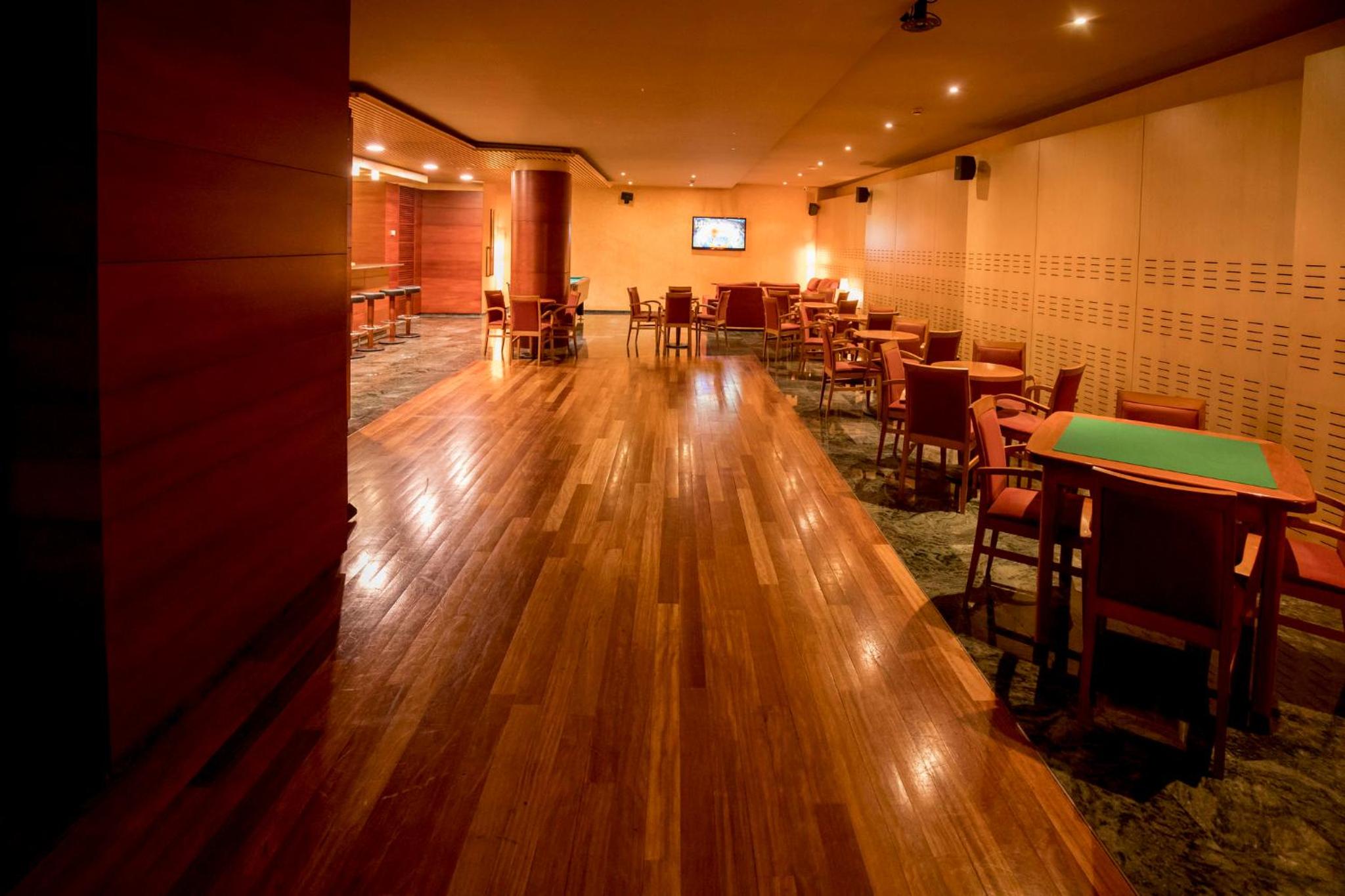 Andorra la Vella Vacations - Sercotel Delfos Andorra - Property Image 3
